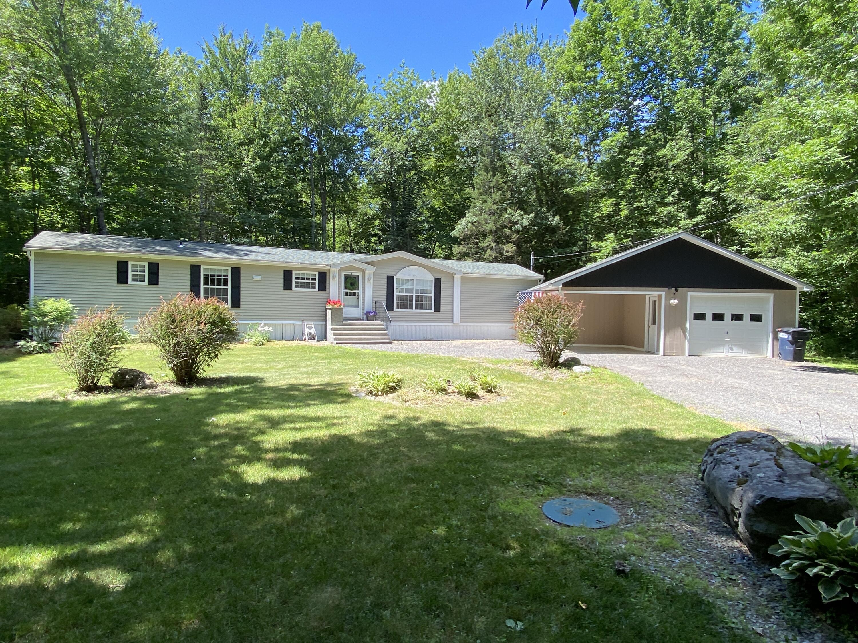 12 Forest Hills Drive Property Photo 2