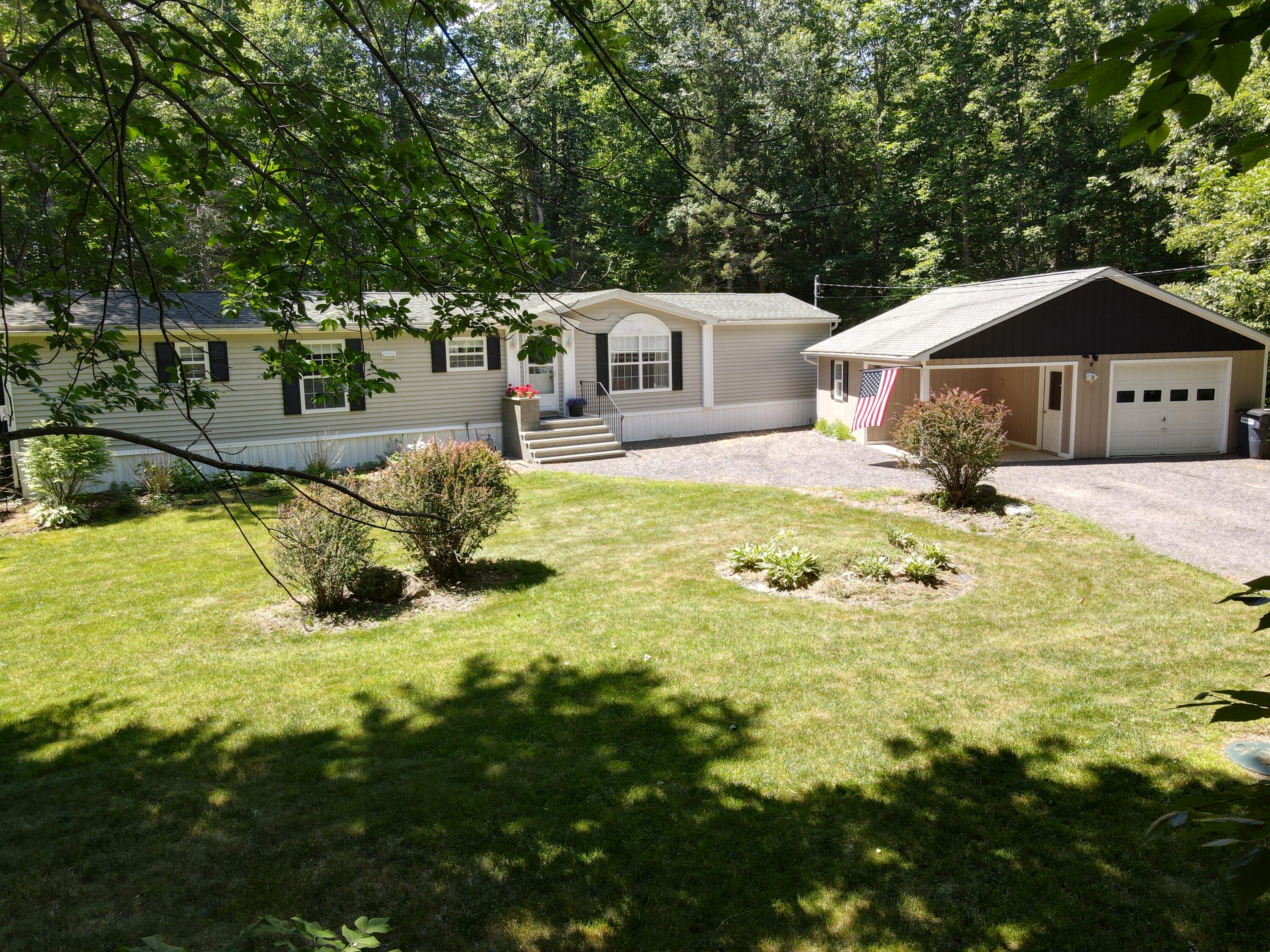 12 Forest Hills Drive Property Photo 11