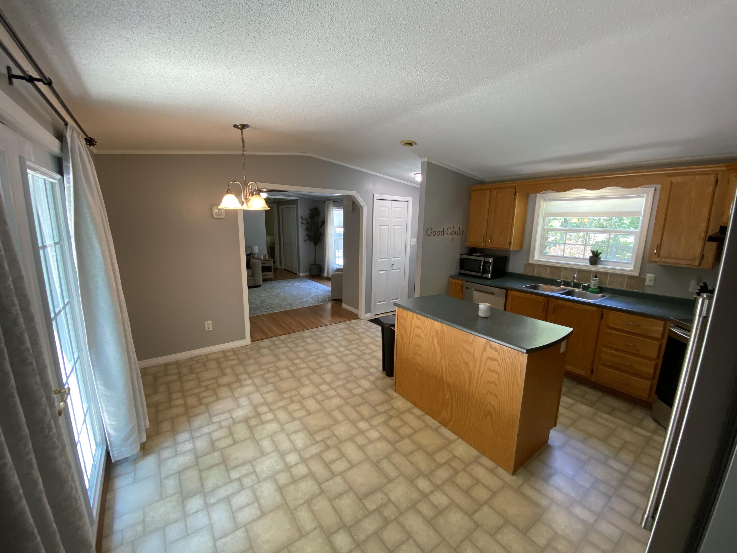 12 Forest Hills Drive Property Photo 34