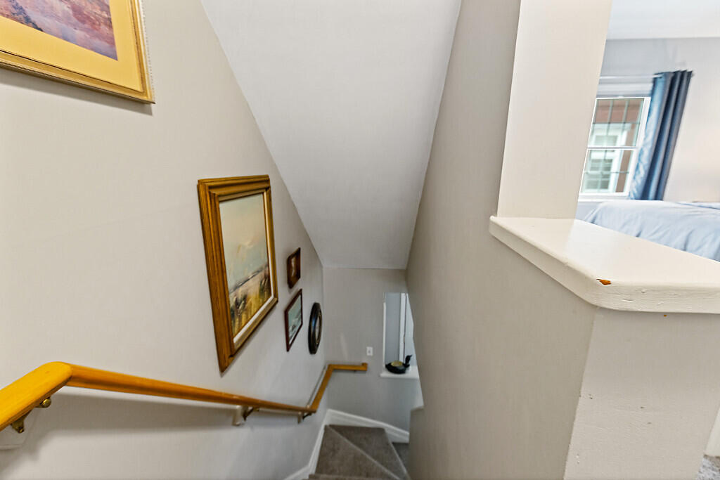 83 Middle Street 4 Property Photo 18