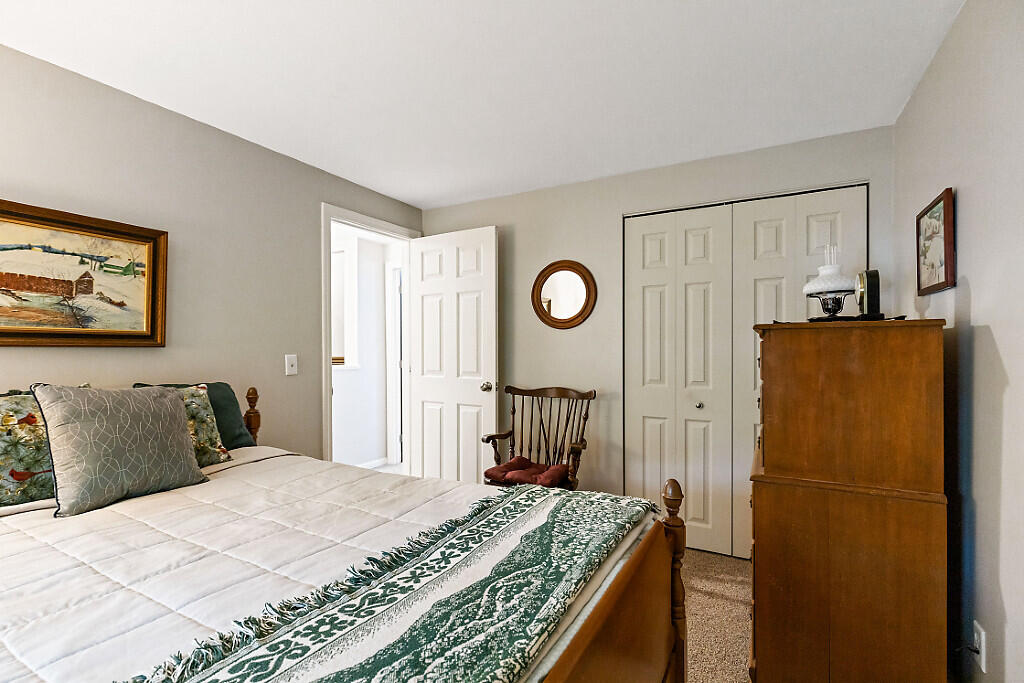 83 Middle Street 4 Property Photo 21