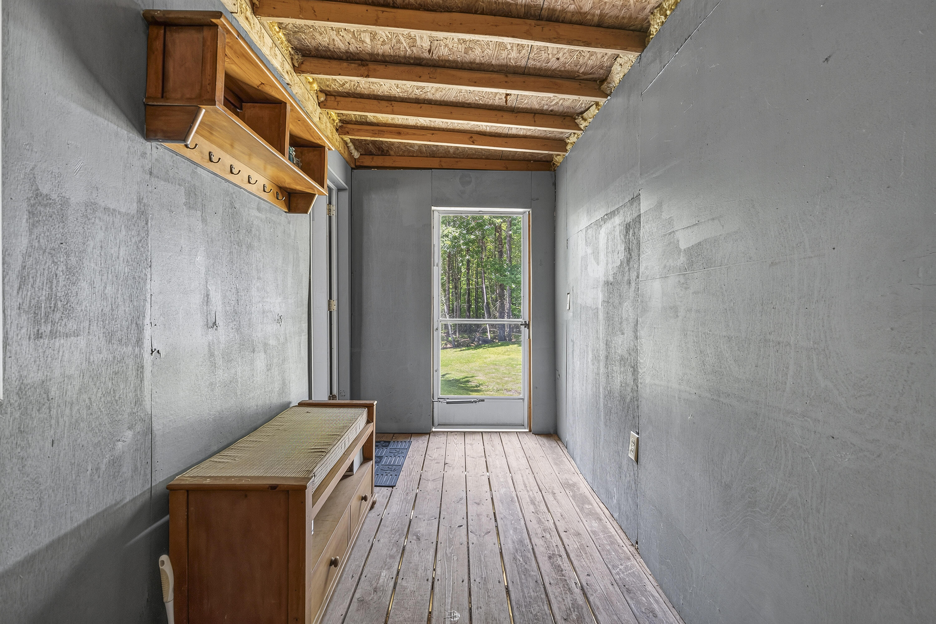 15 Donjon Lane Property Photo 4