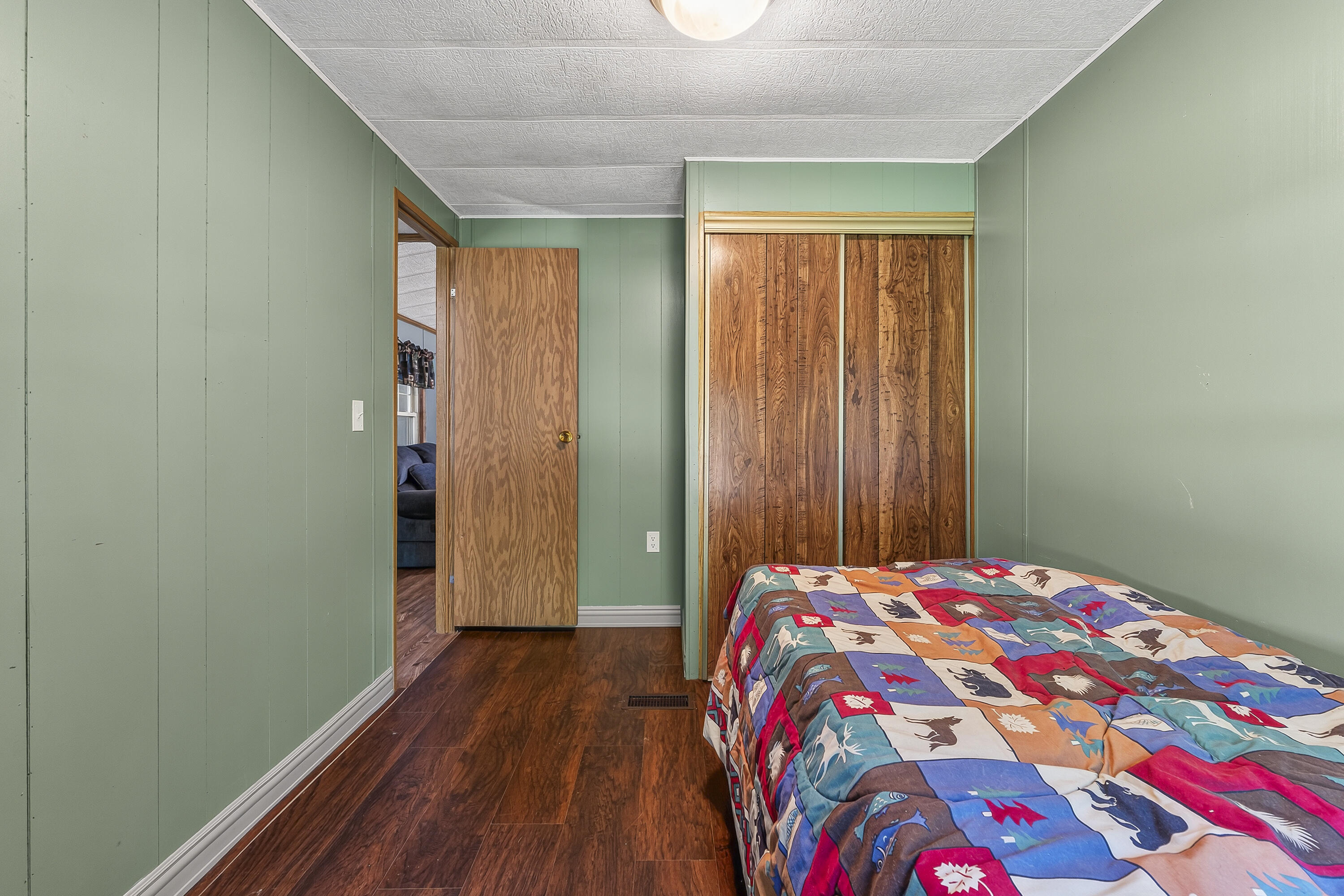 15 Donjon Lane Property Photo 8