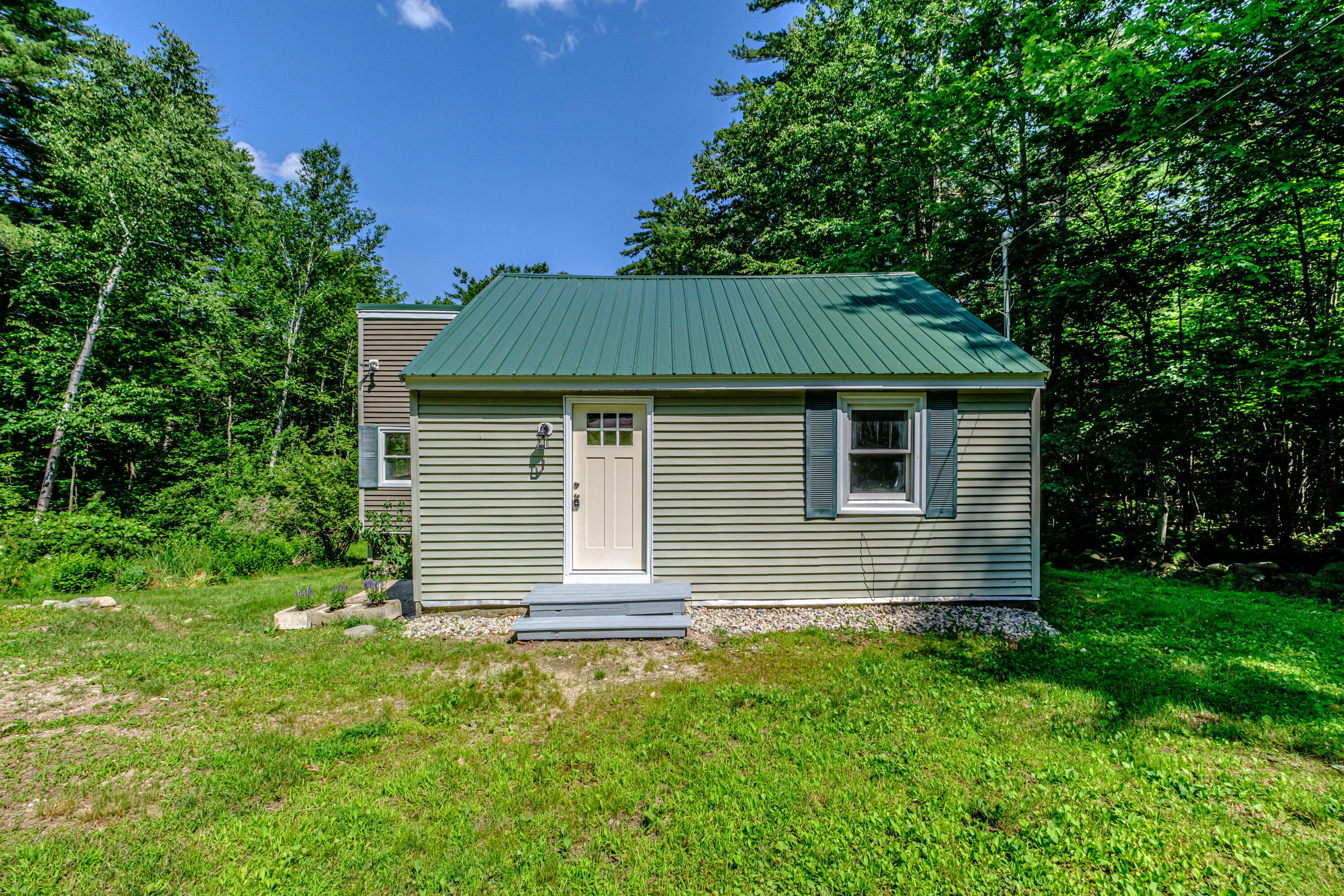 146 Demeritt Road Property Photo 2