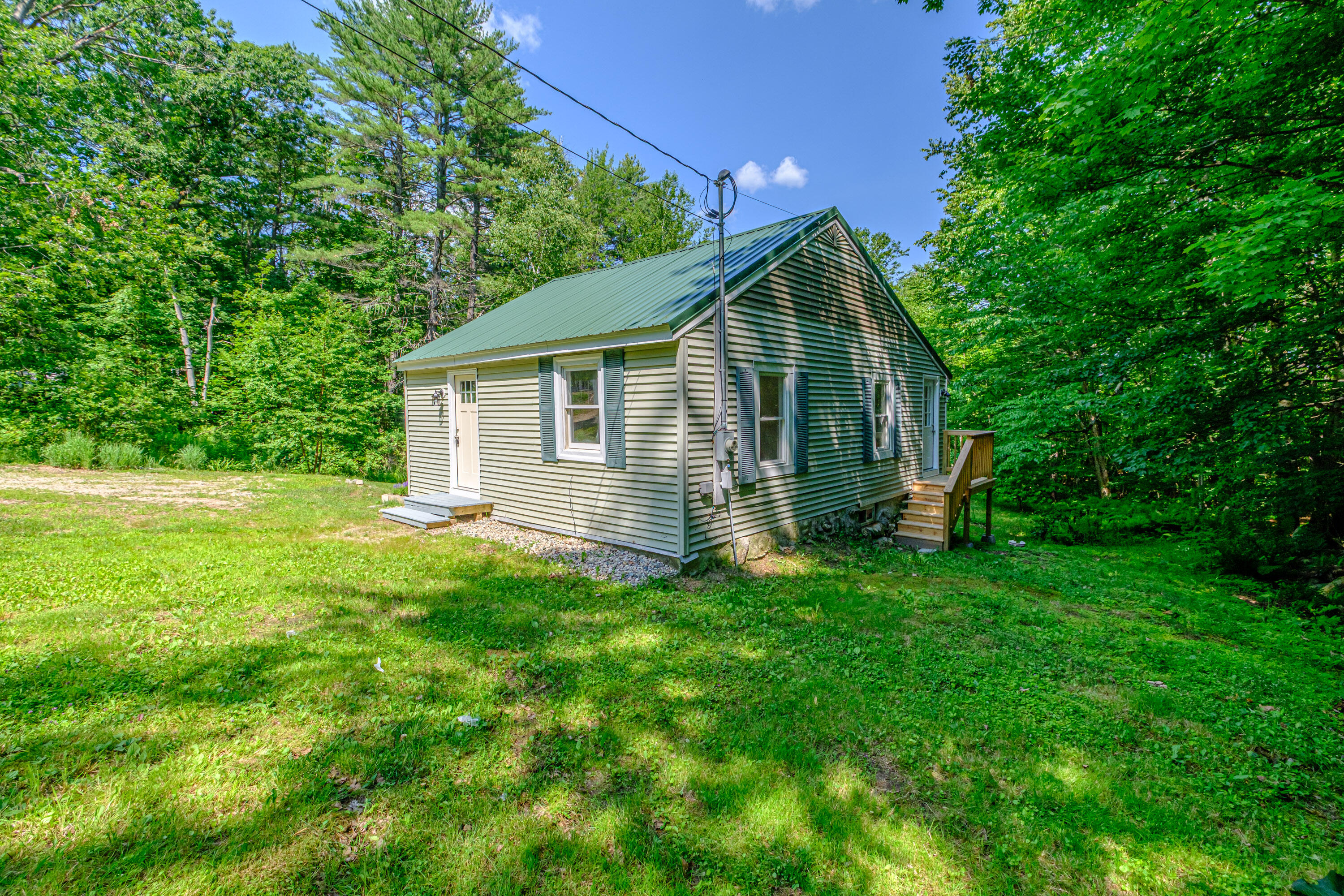 146 Demeritt Road Property Photo 3