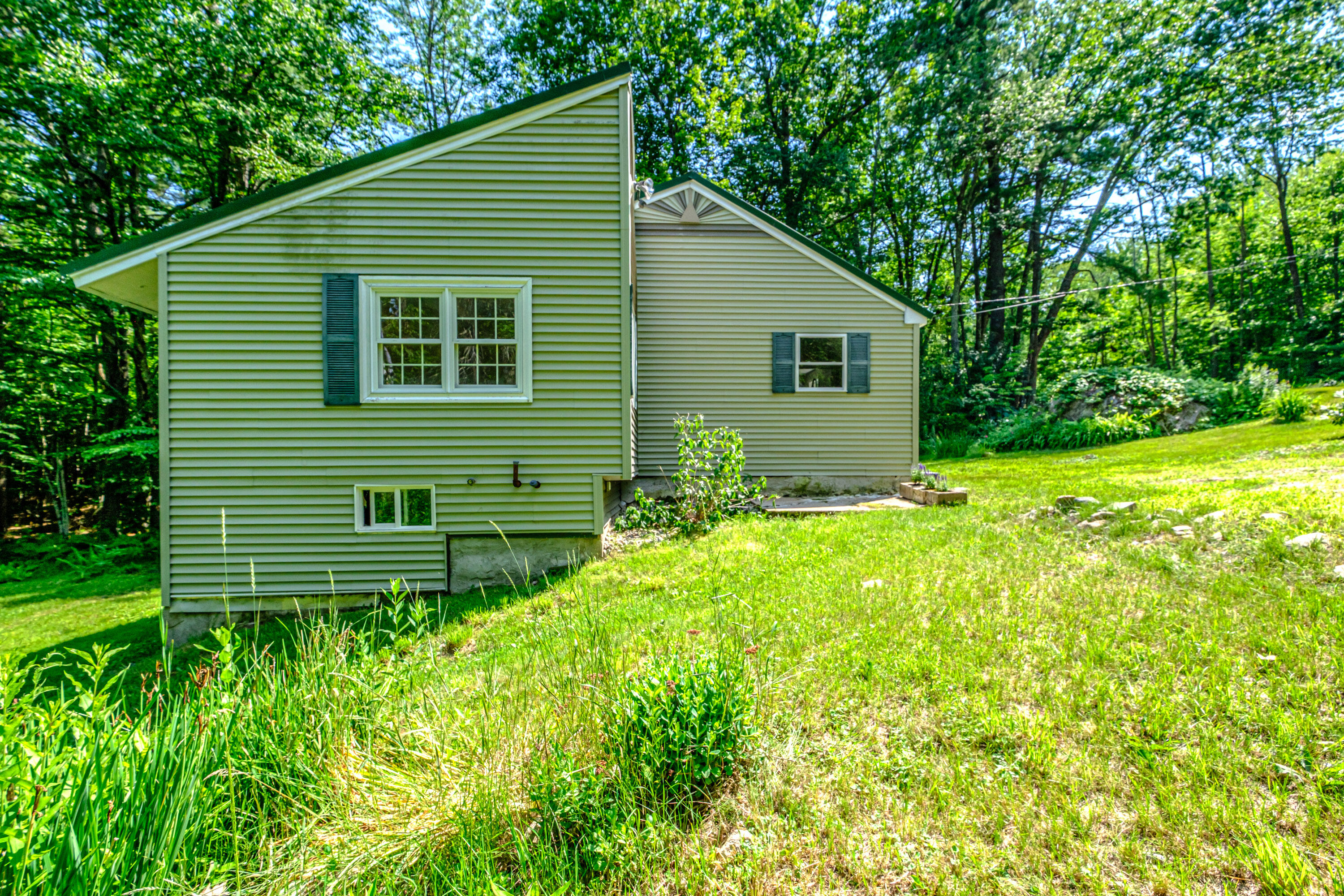 146 Demeritt Road Property Photo 6
