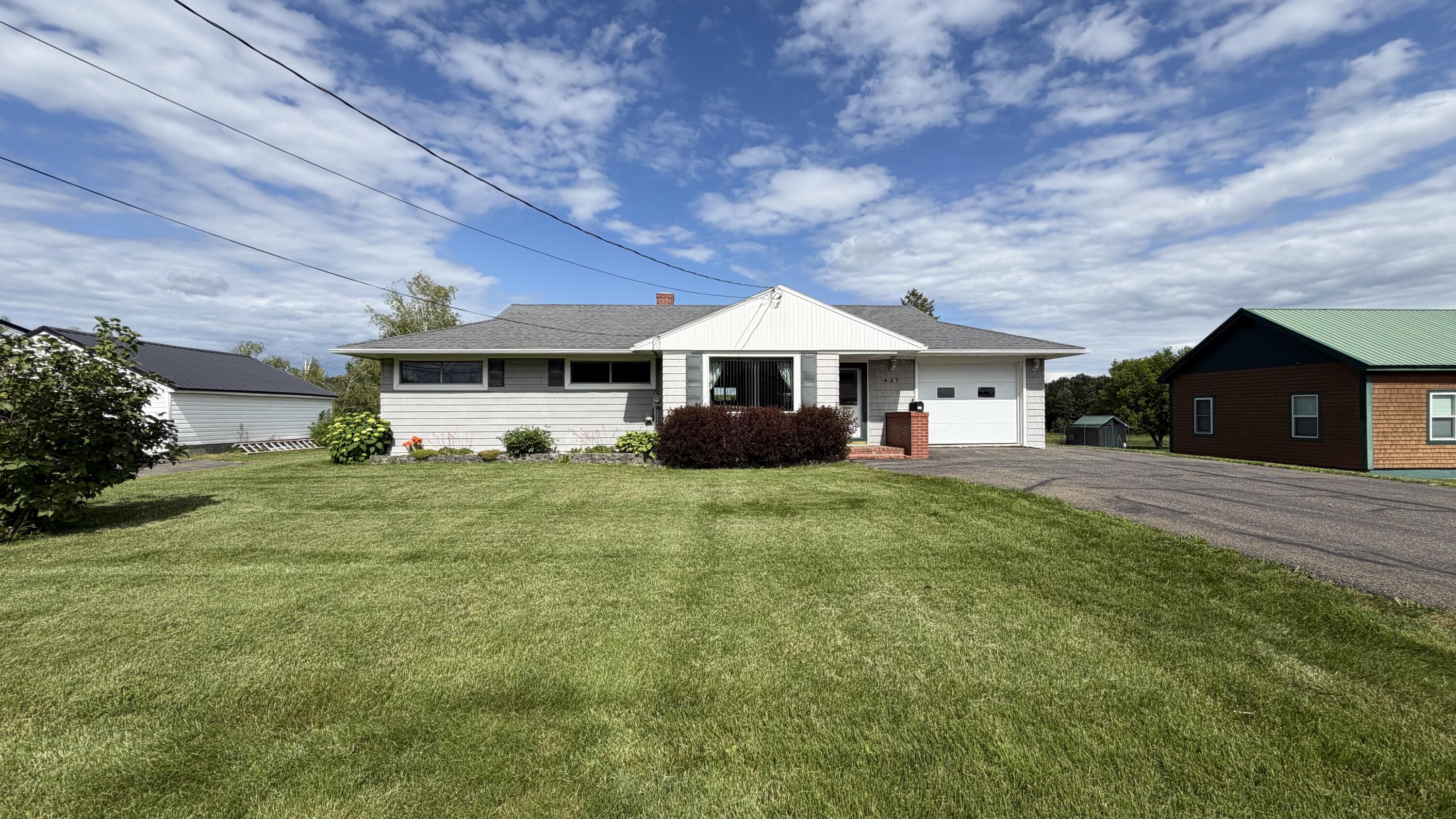 427 Sweden Street Property Photo 8