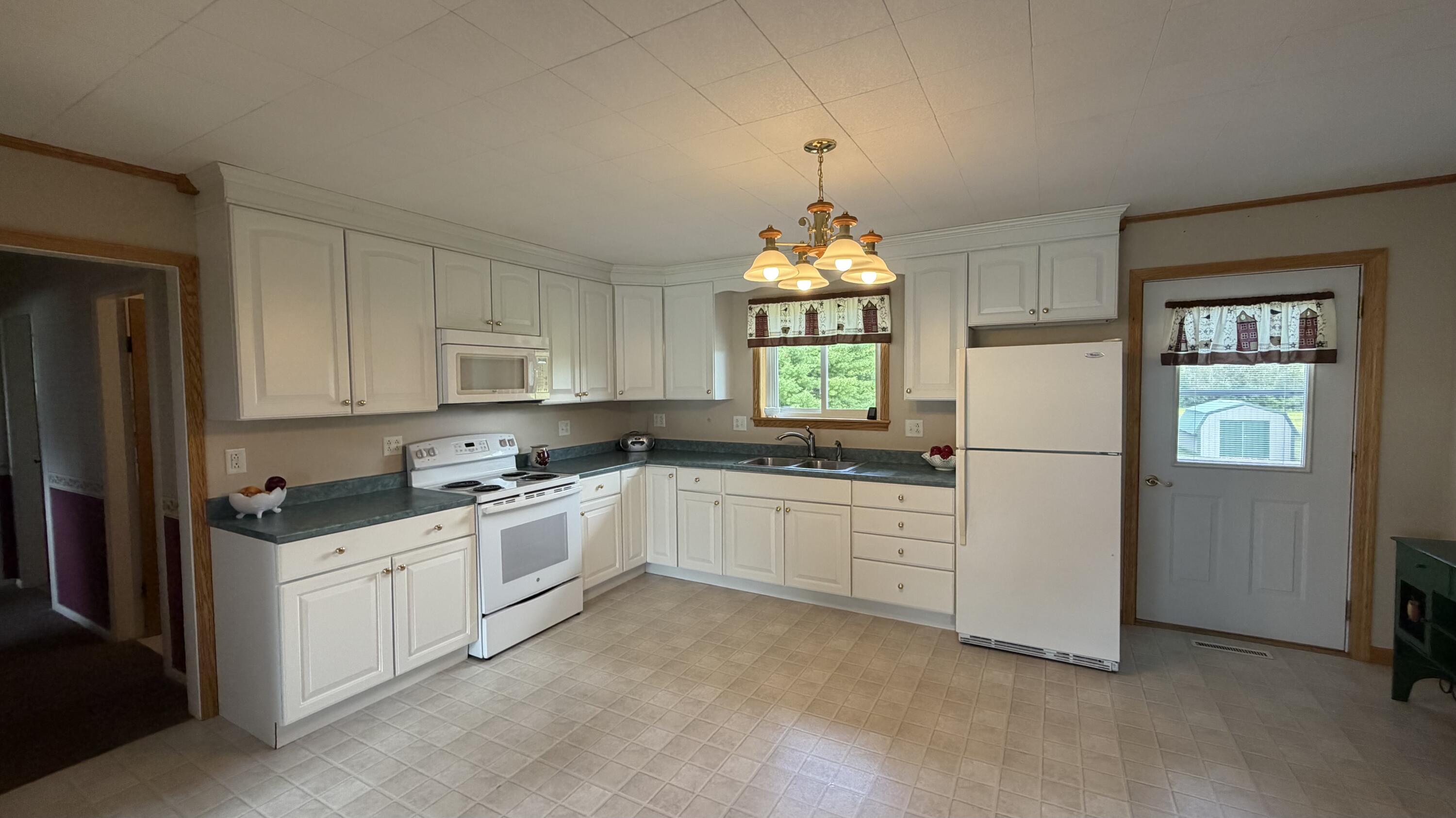 427 Sweden Street Property Photo 14