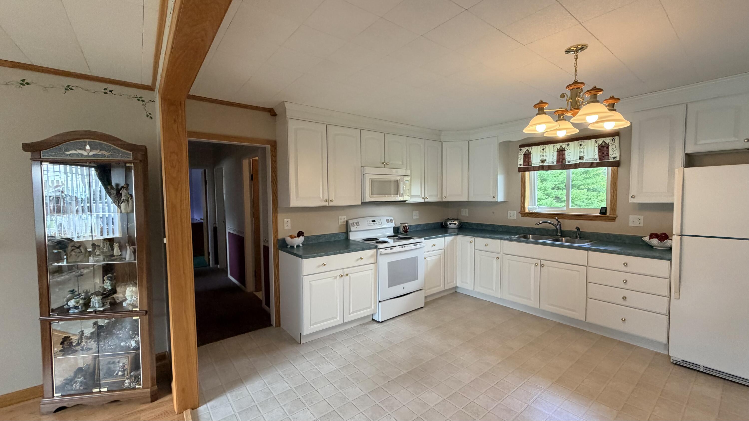427 Sweden Street Property Photo 16