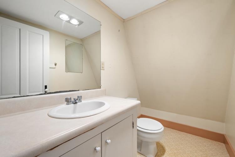 1 Steamboat Wharf Road Property Photo 22
