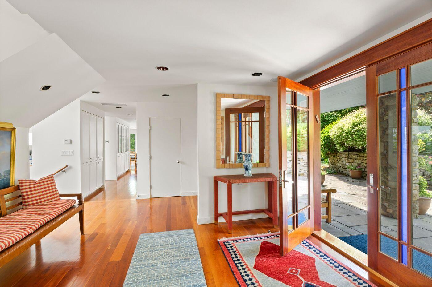 230 Bay View Street Property Photo 11