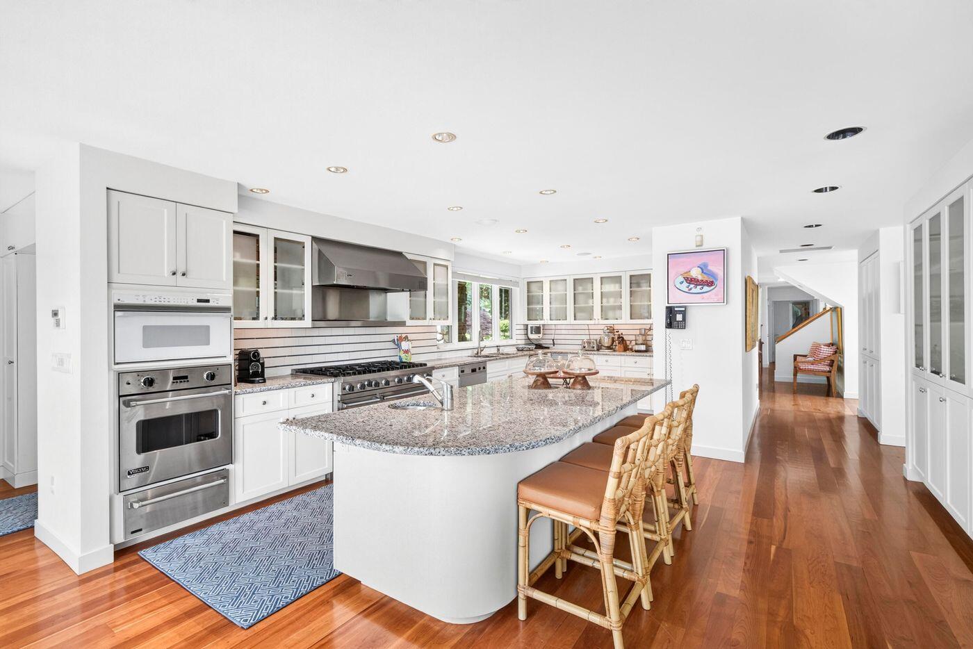 230 Bay View Street Property Photo 15