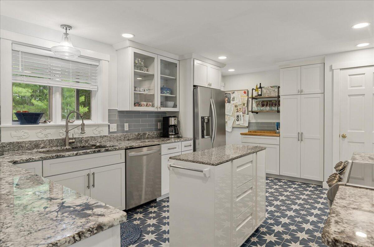 5 Devon Road Property Photo 13
