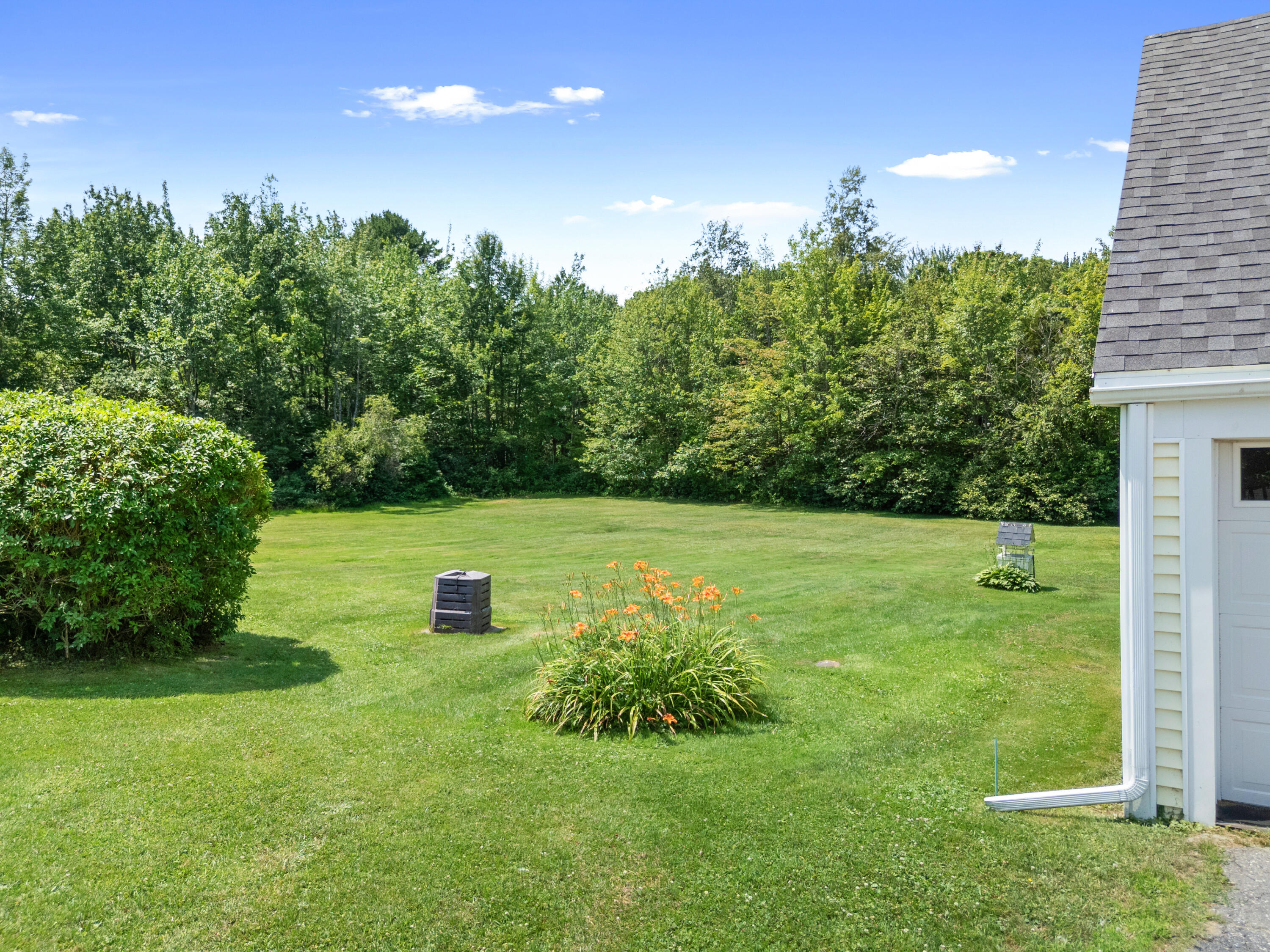 18 Beach Road Property Photo 43