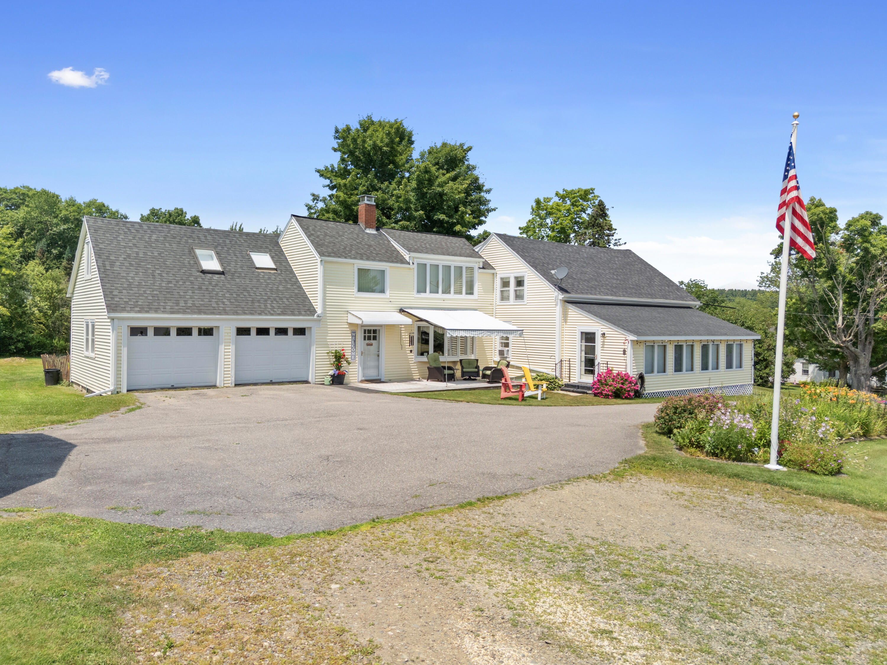 18 Beach Road Property Photo 44