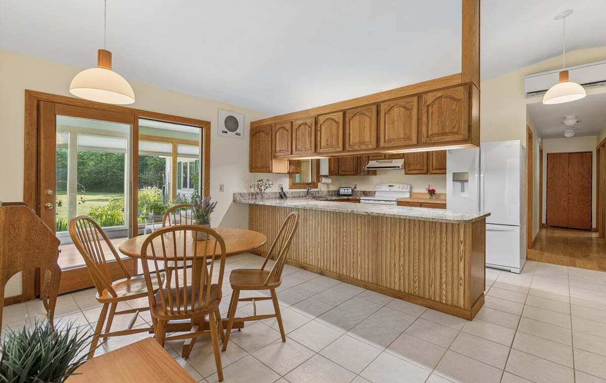17 Anderson Road Property Photo 6