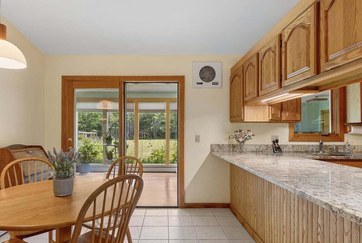 17 Anderson Road Property Photo 8