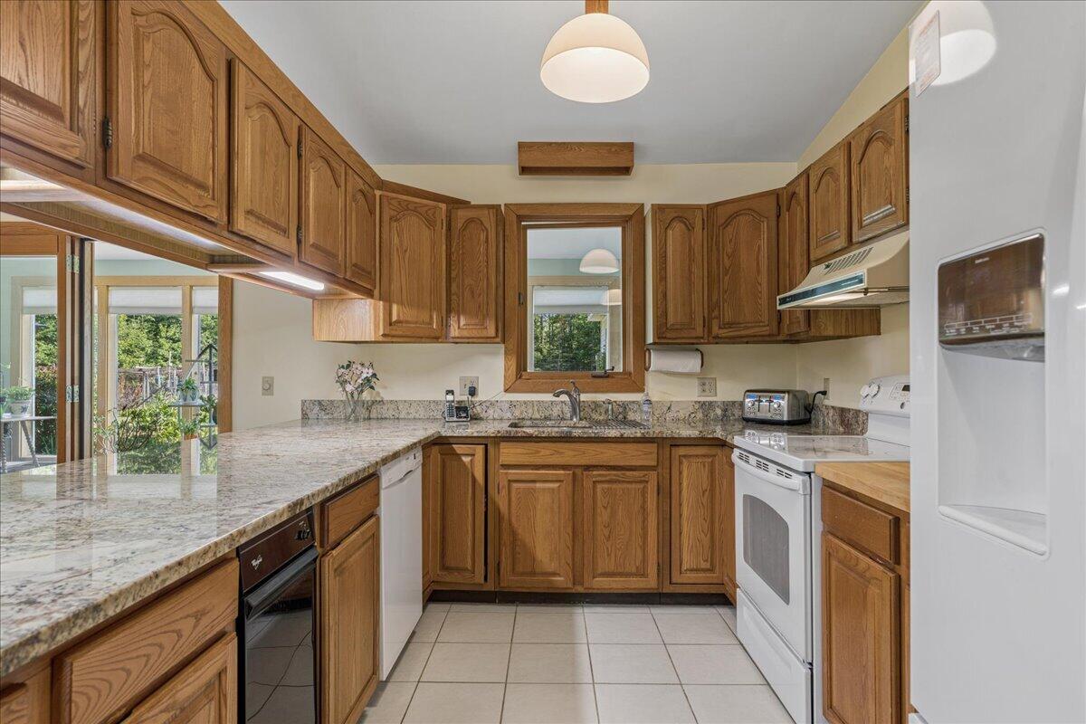 17 Anderson Road Property Photo 9