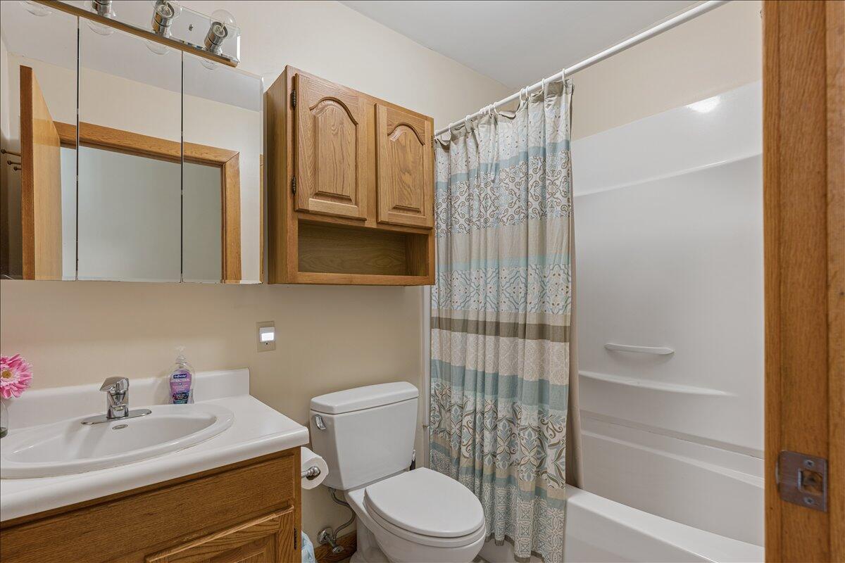 17 Anderson Road Property Photo 24