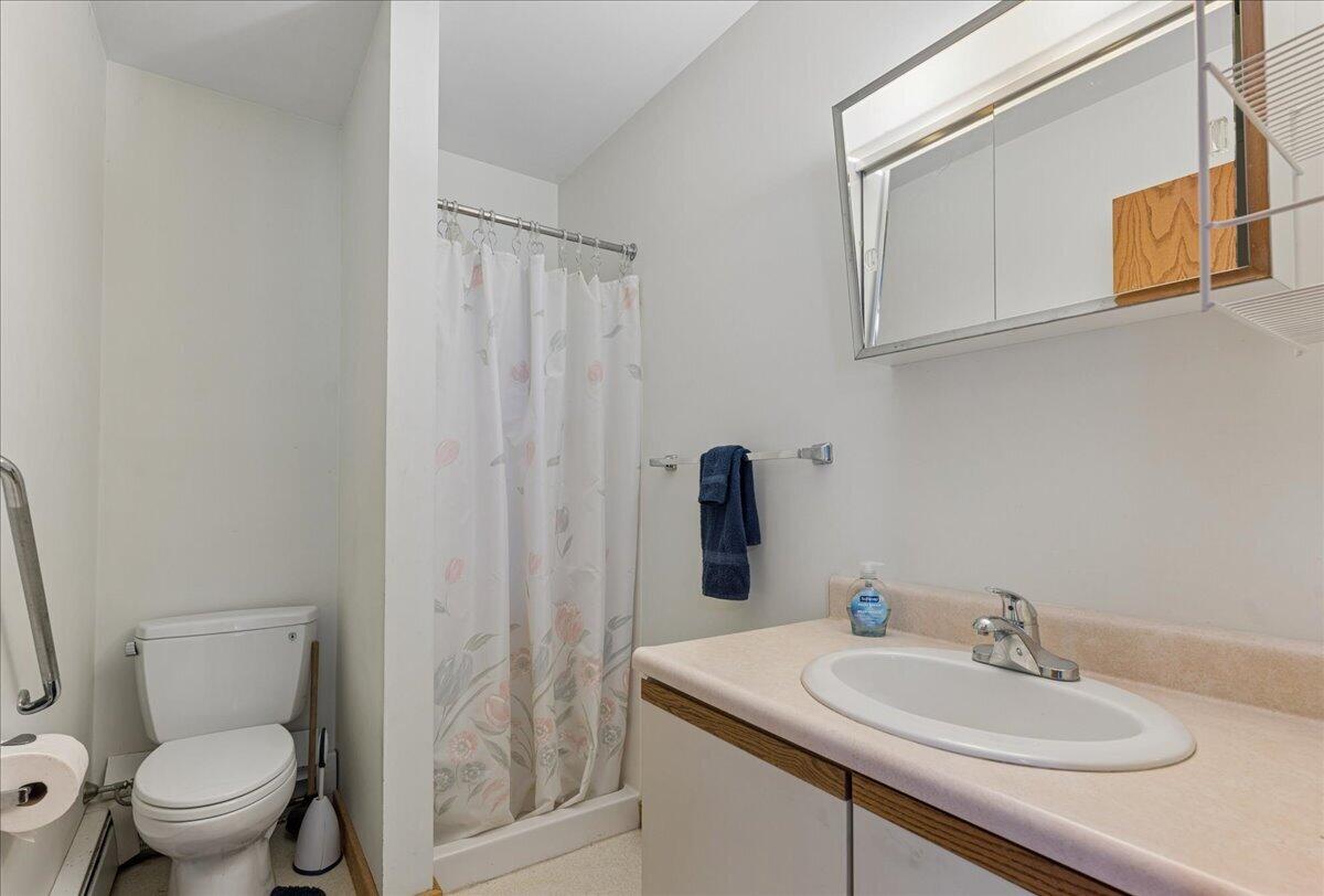 17 Anderson Road Property Photo 43