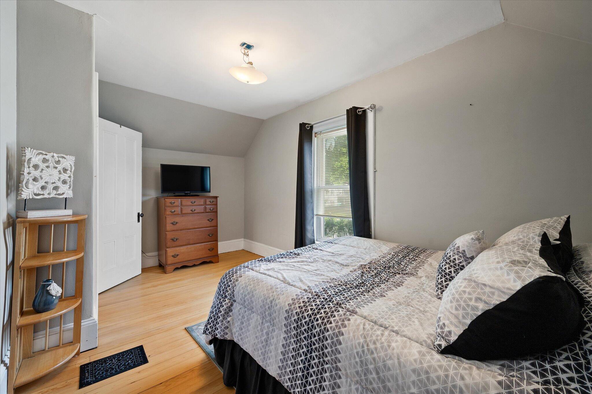364 Brunswick Street Property Photo 35