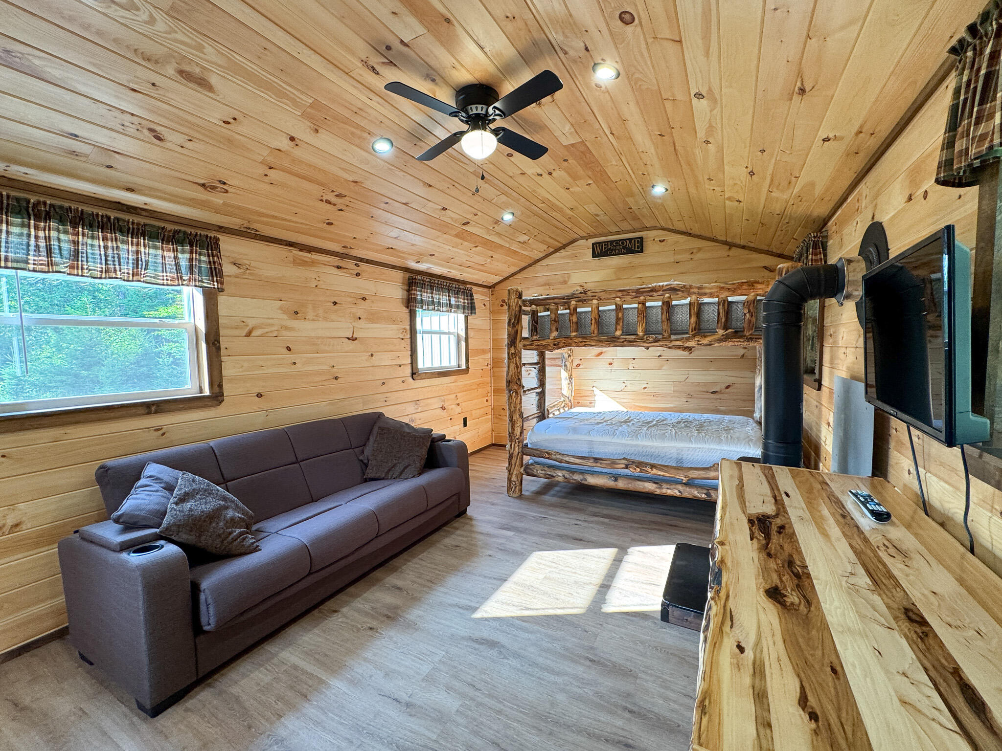 40 Property Photo 10