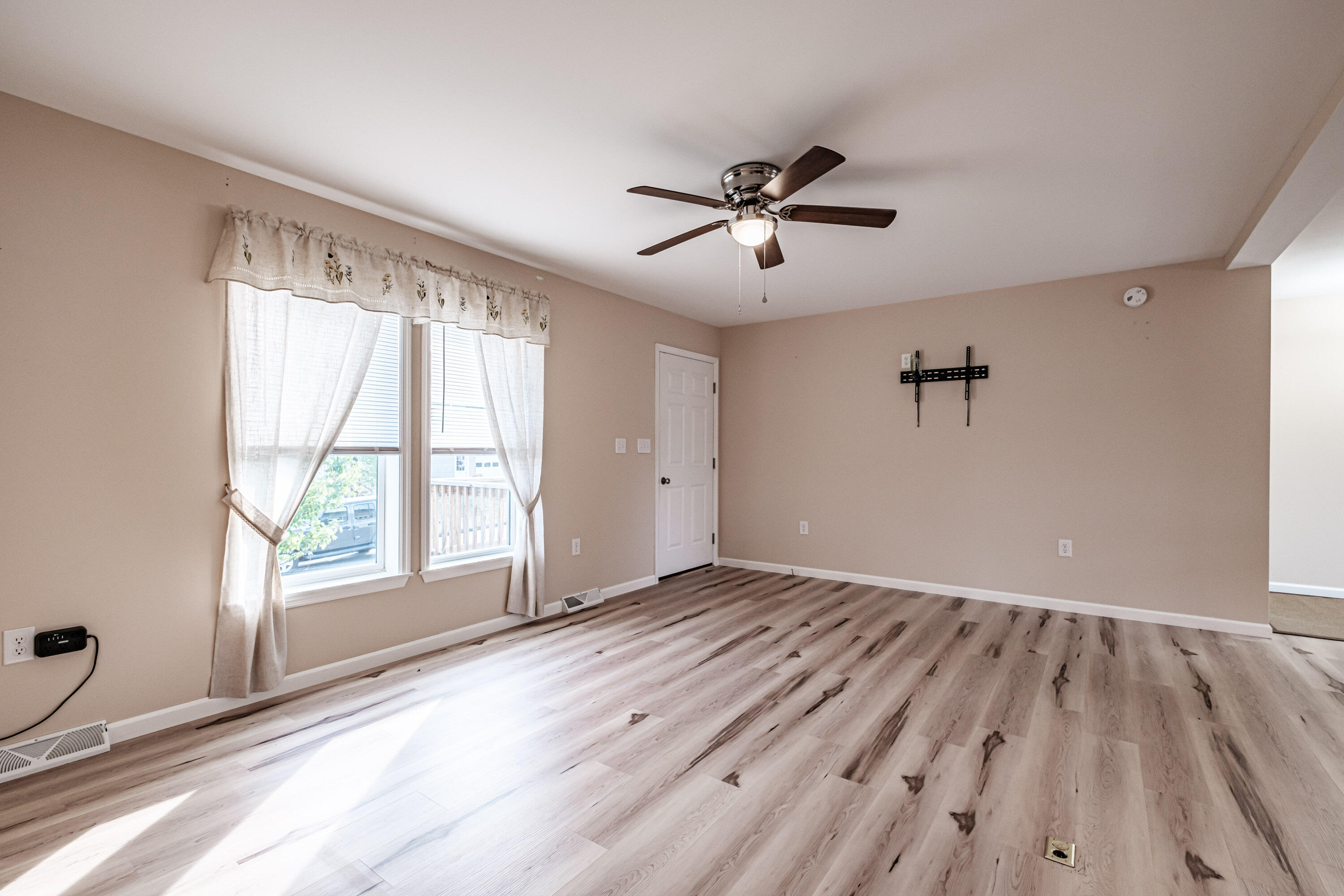 6 Cypress Drive Property Photo 8