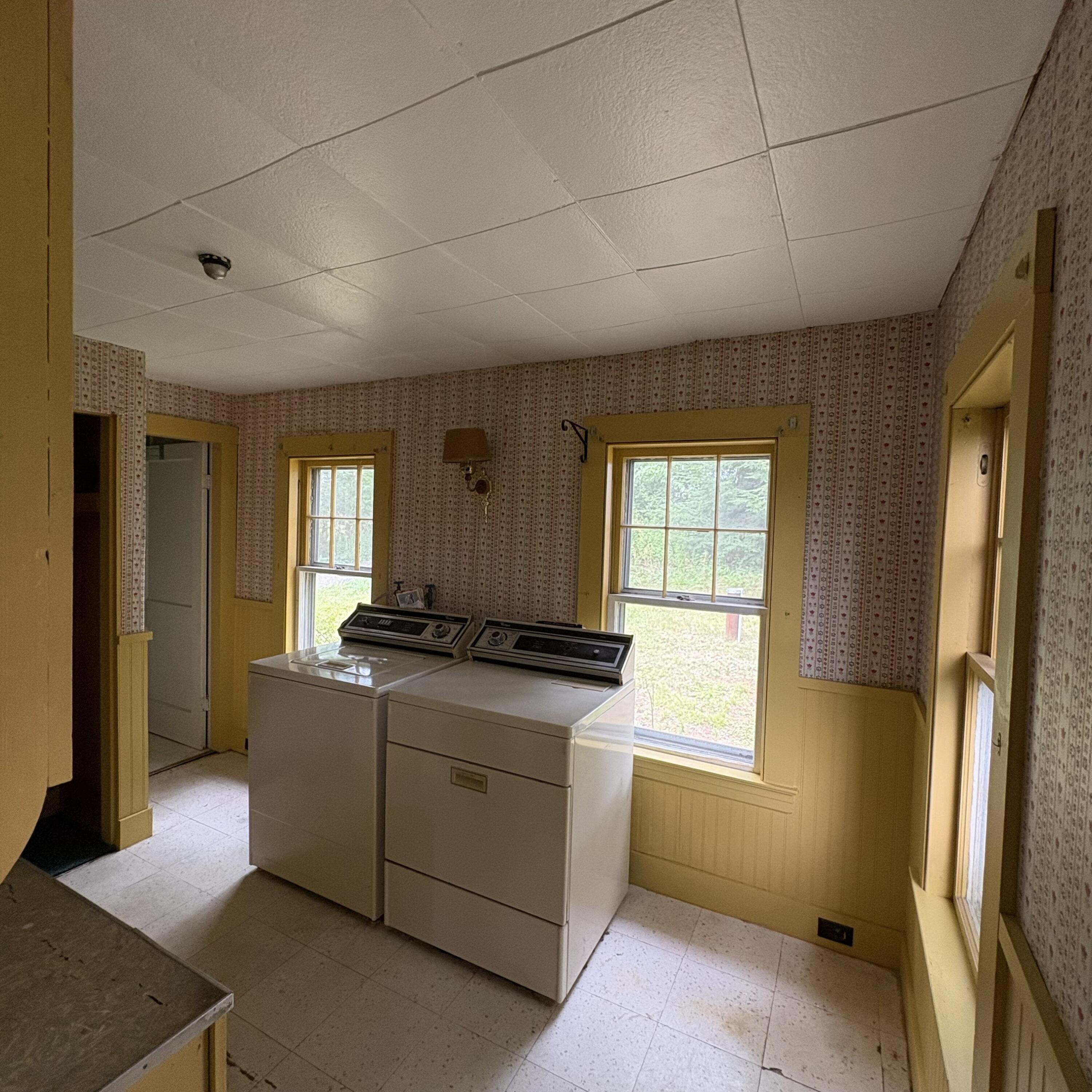 1077 Chadbourne Road Property Photo 12