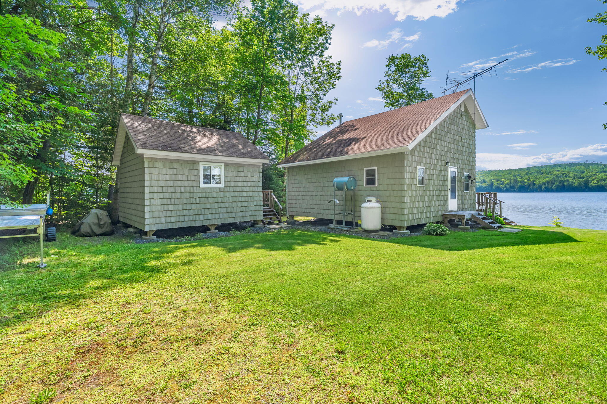 5 Anglers Way Property Photo 8