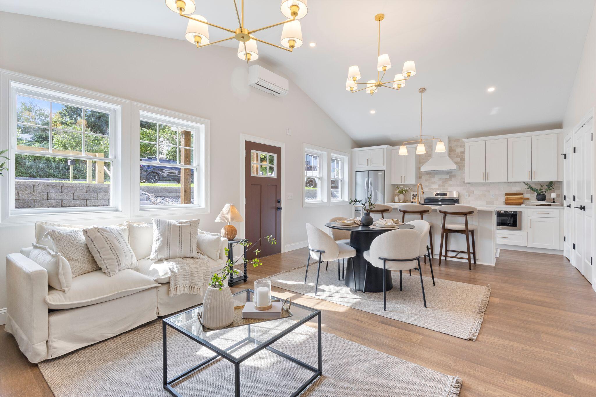 9 Brook Street Property Photo 4