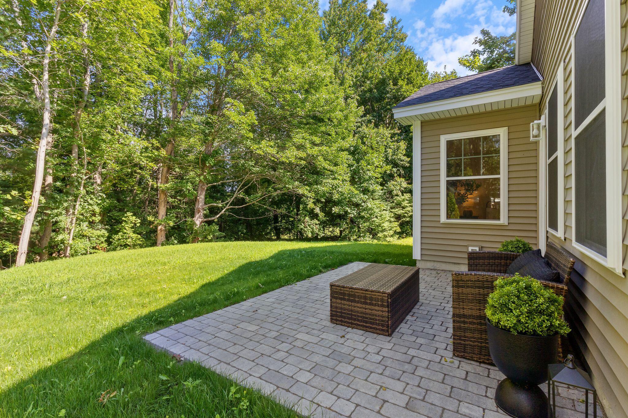 9 Brook Street Property Photo 30
