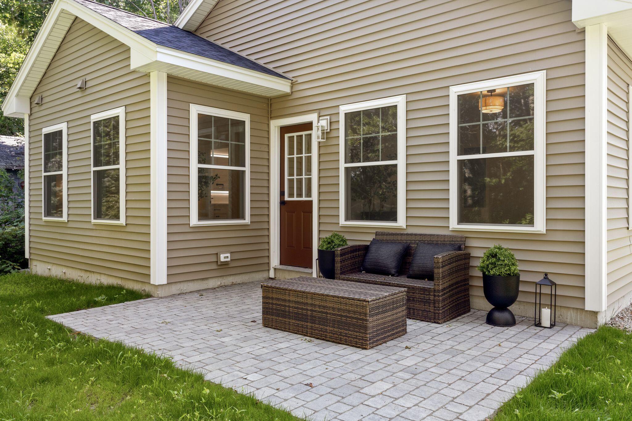 9 Brook Street Property Photo 31