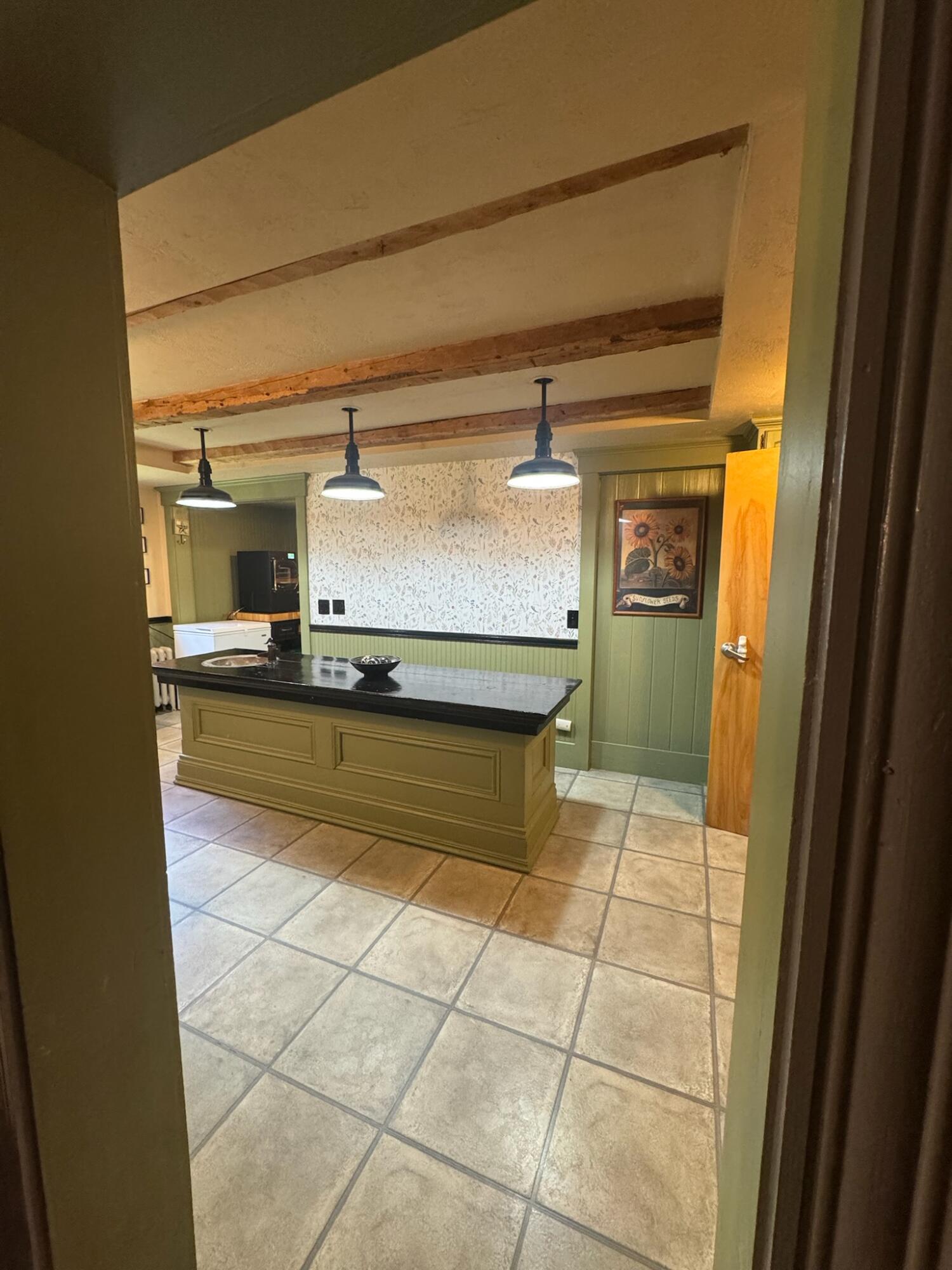 20 Charlotte Road Property Photo 17