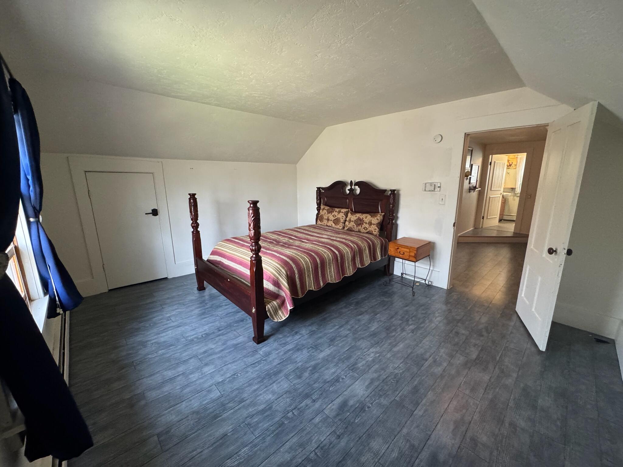 20 Charlotte Road Property Photo 58