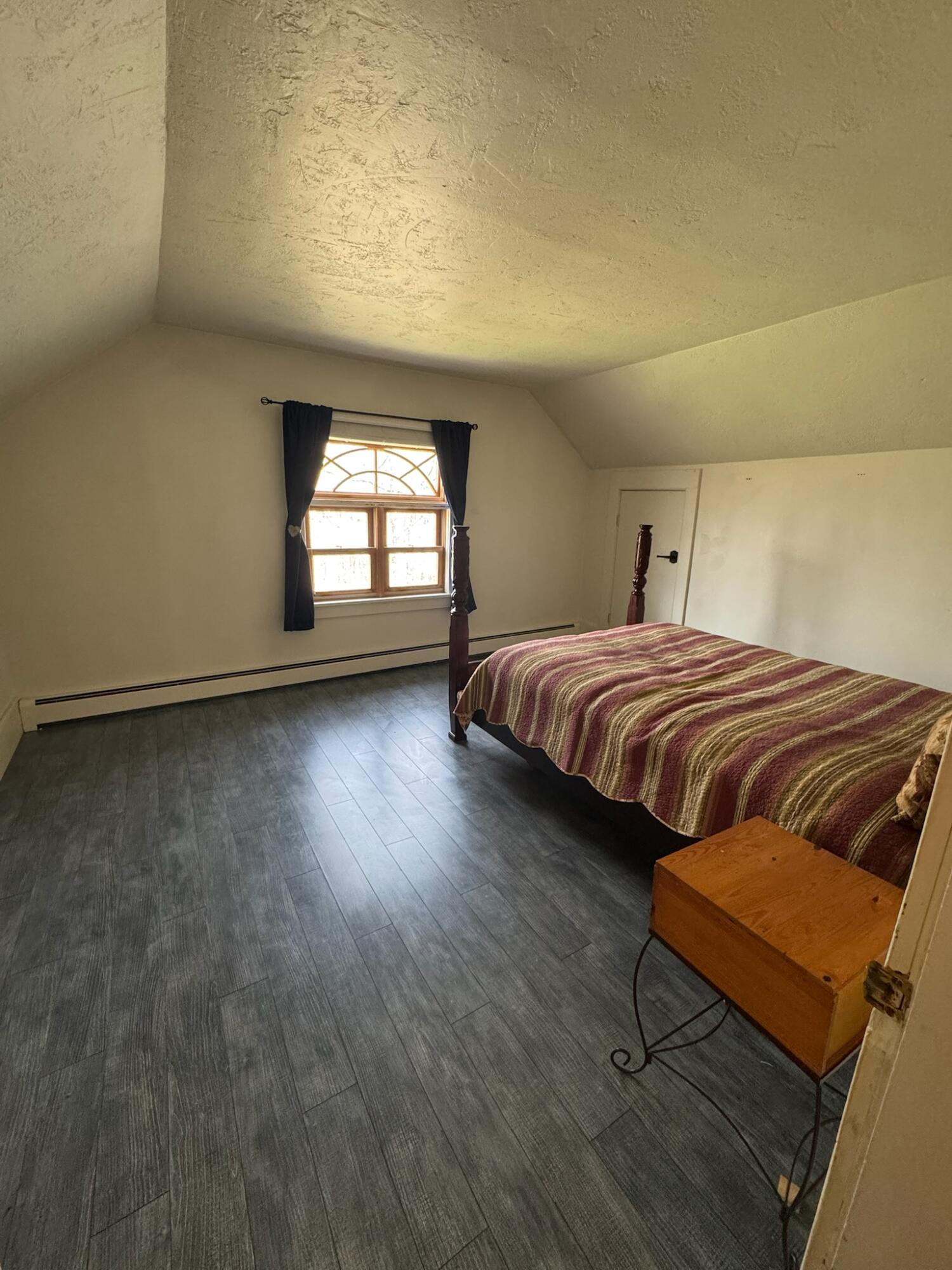 20 Charlotte Road Property Photo 59