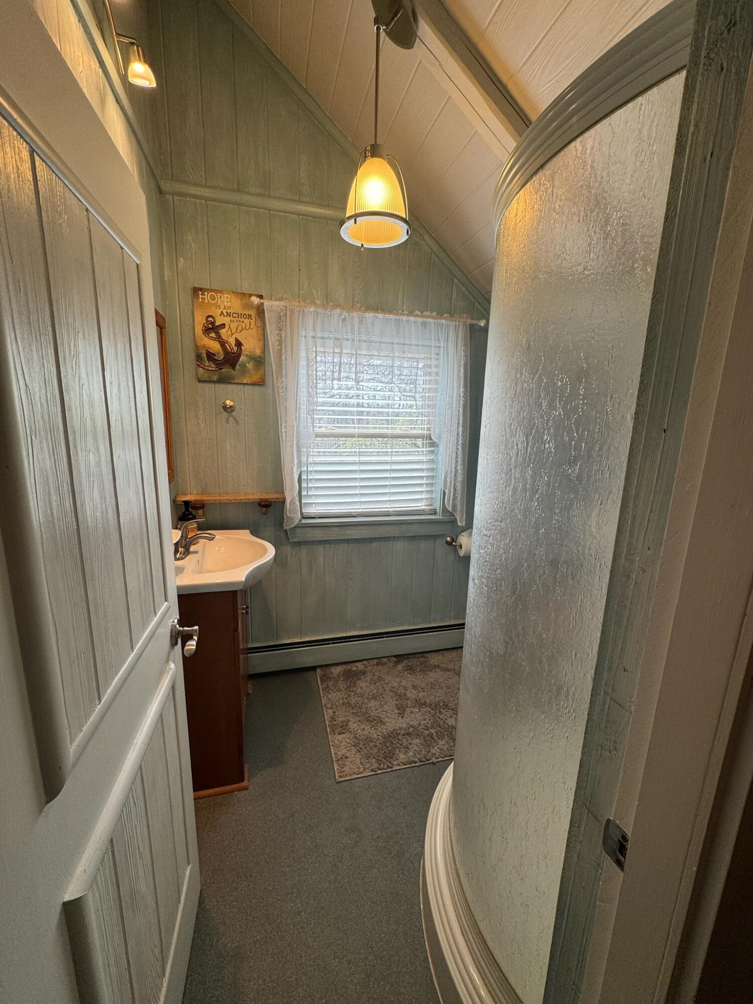 20 Charlotte Road Property Photo 62