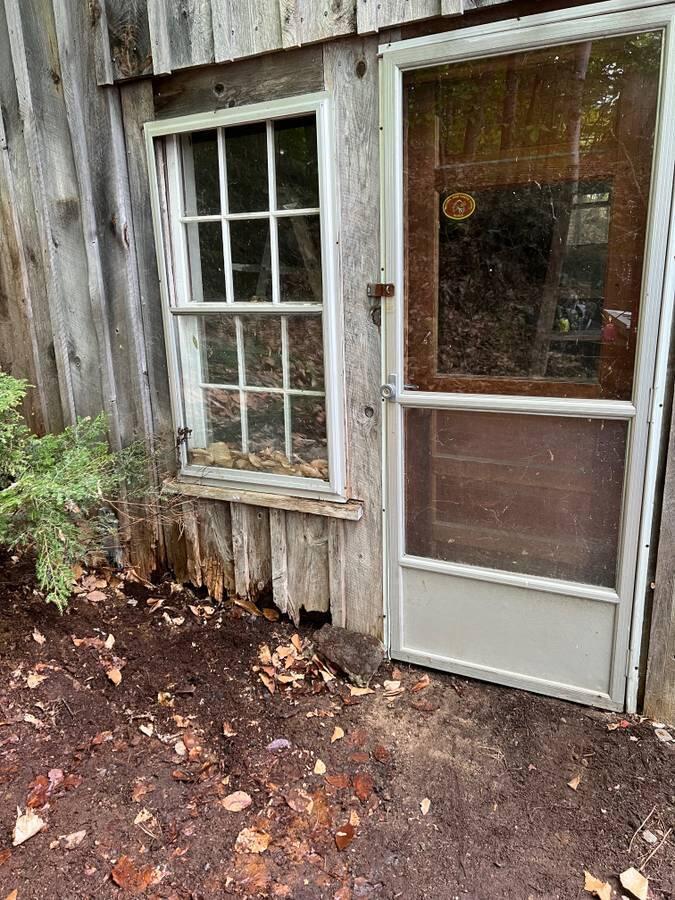 745 Lakeside Drive Property Photo 4