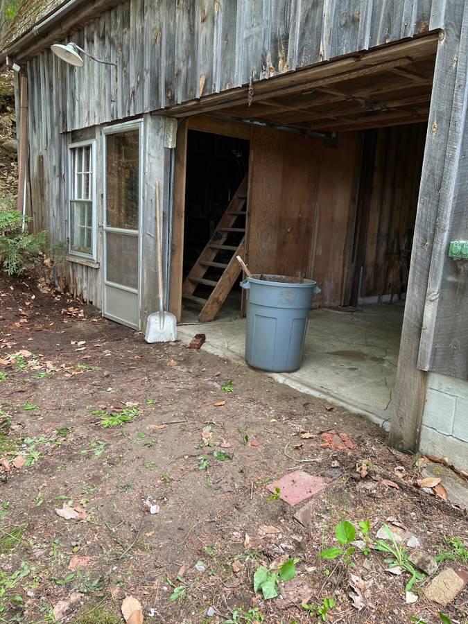 745 Lakeside Drive Property Photo 6