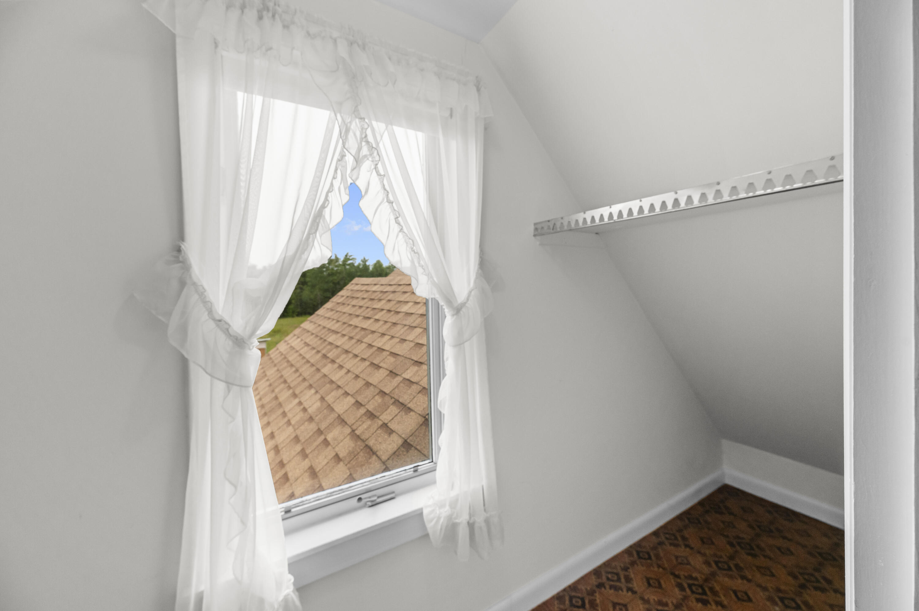 232 Wharff Road Property Photo 24