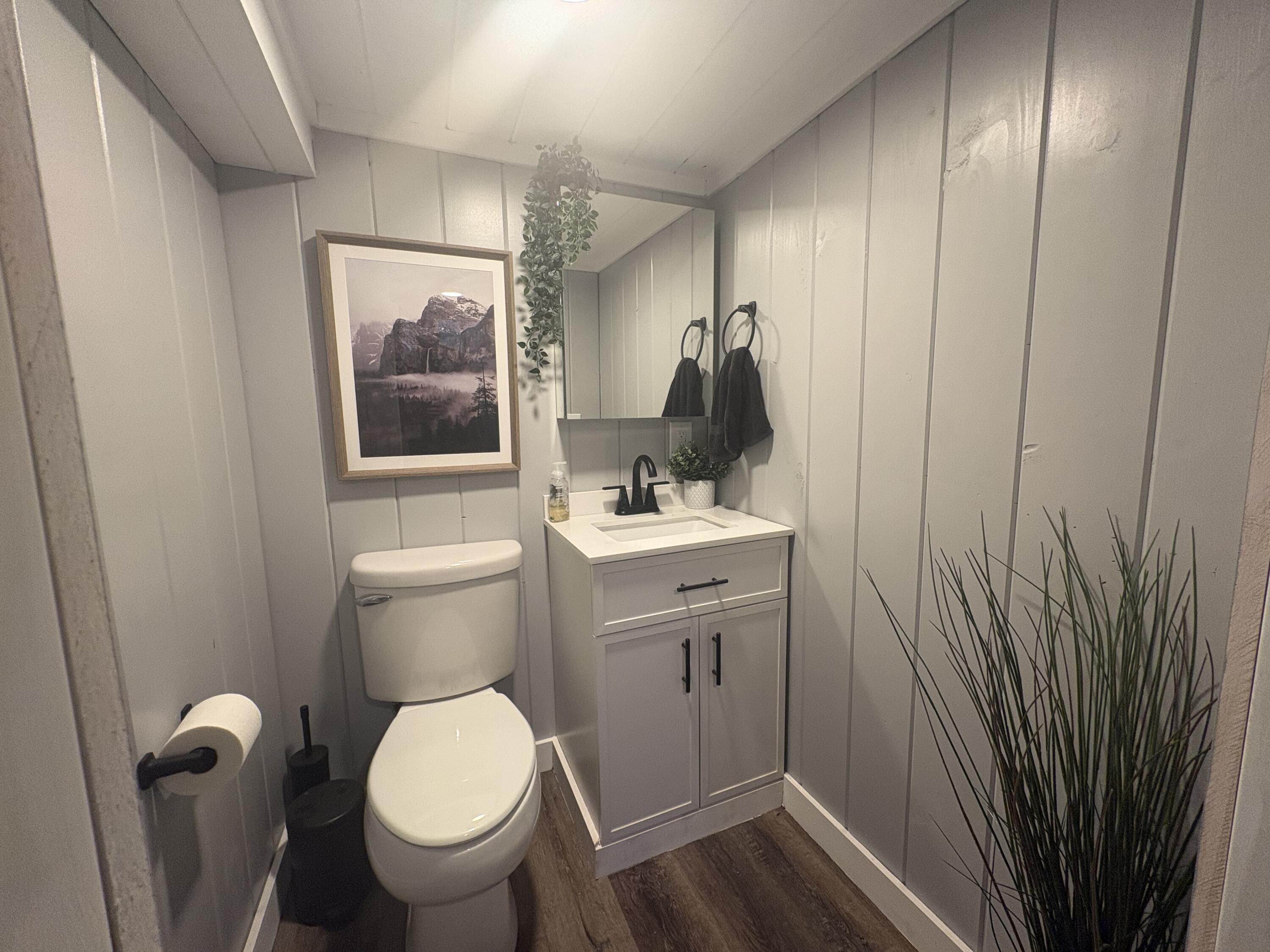 422 Peltoma Avenue Property Photo 19
