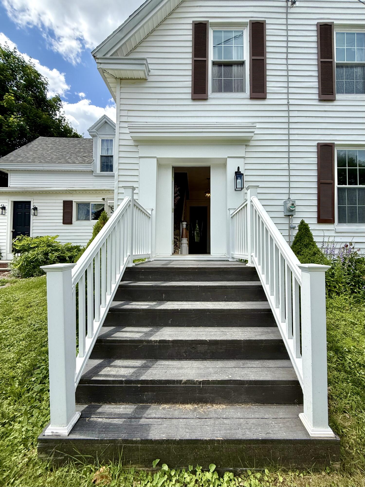 89 Washington Street Property Photo 7