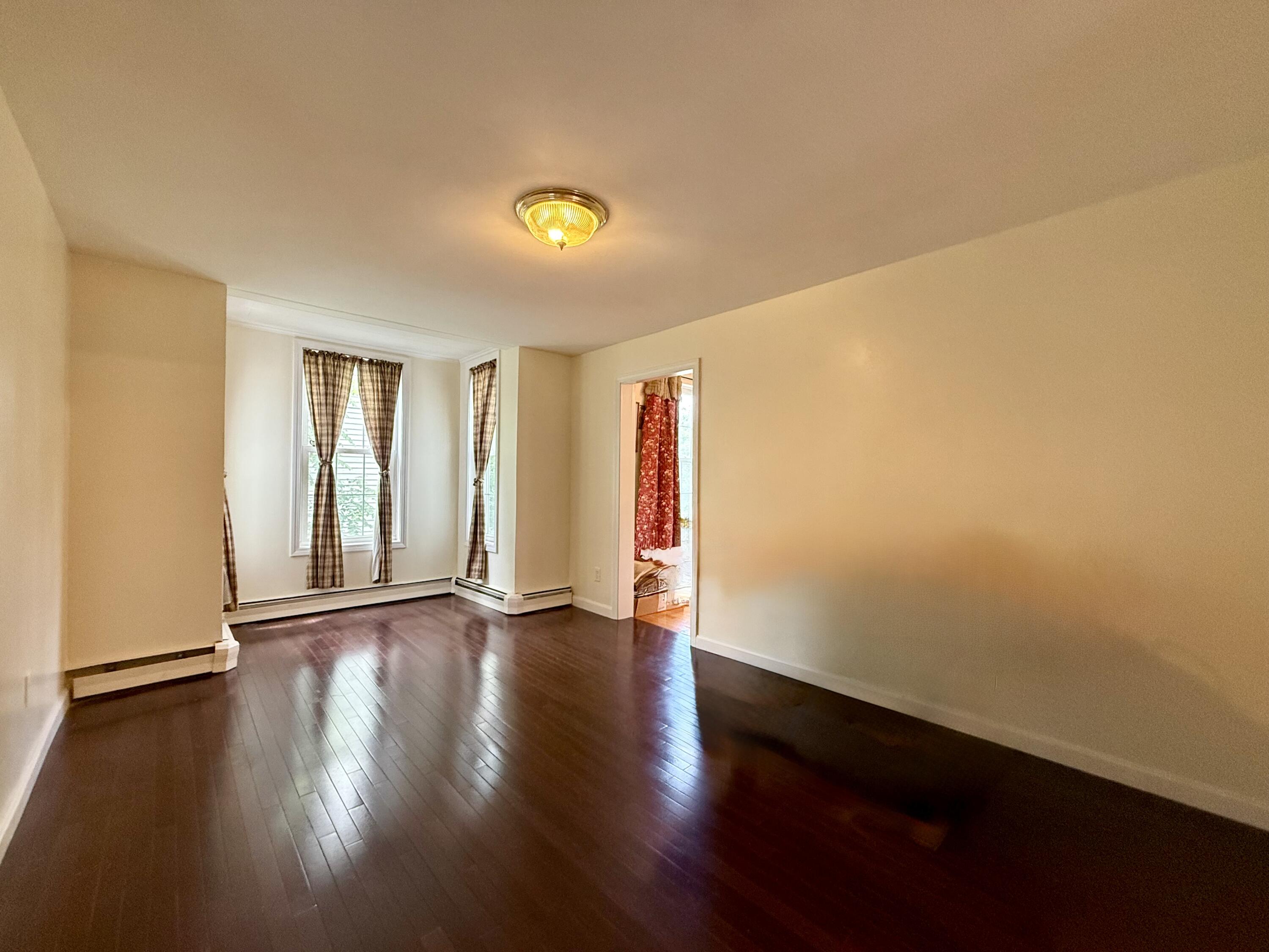 89 Washington Street Property Photo 17