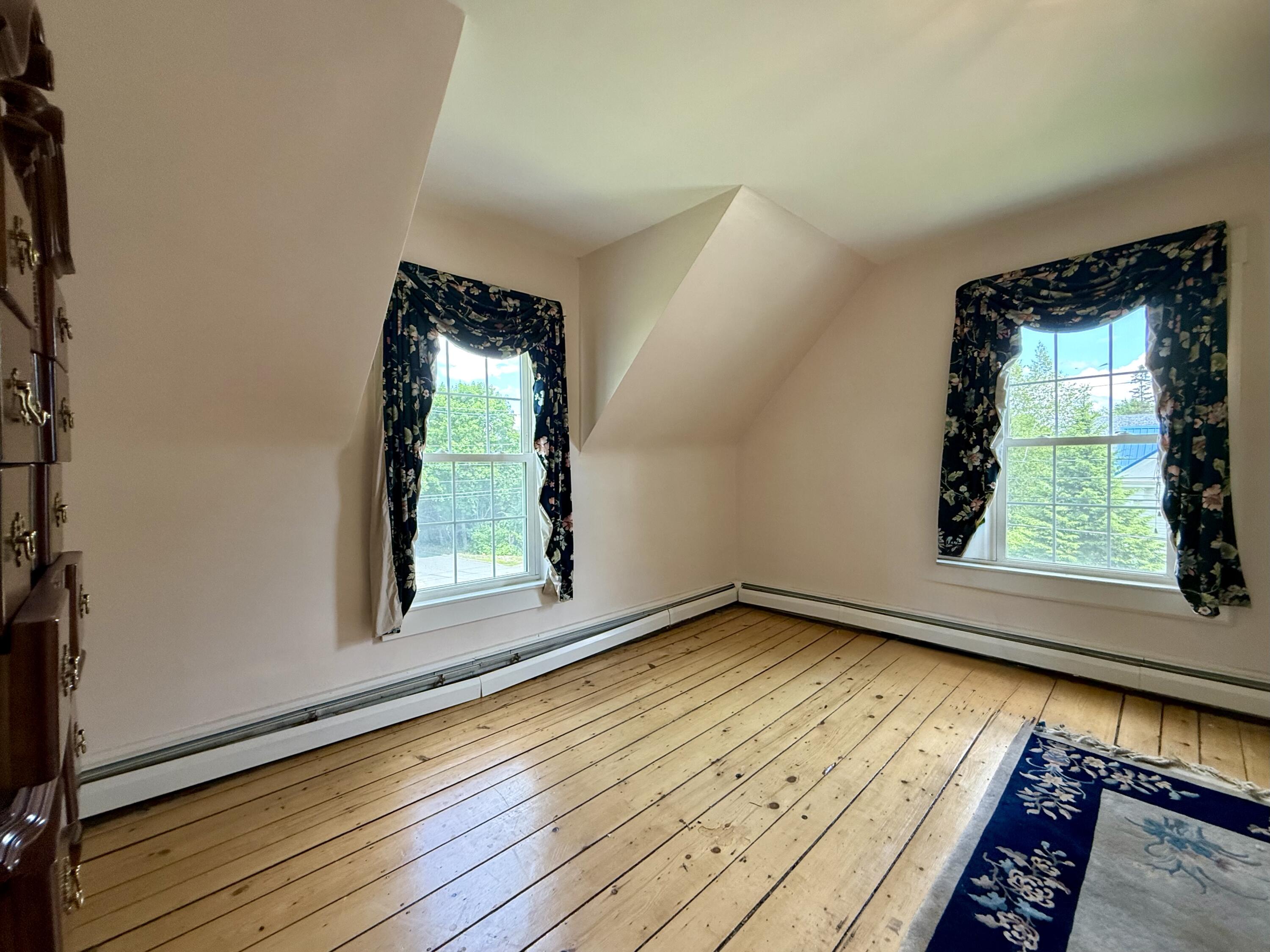 89 Washington Street Property Photo 34