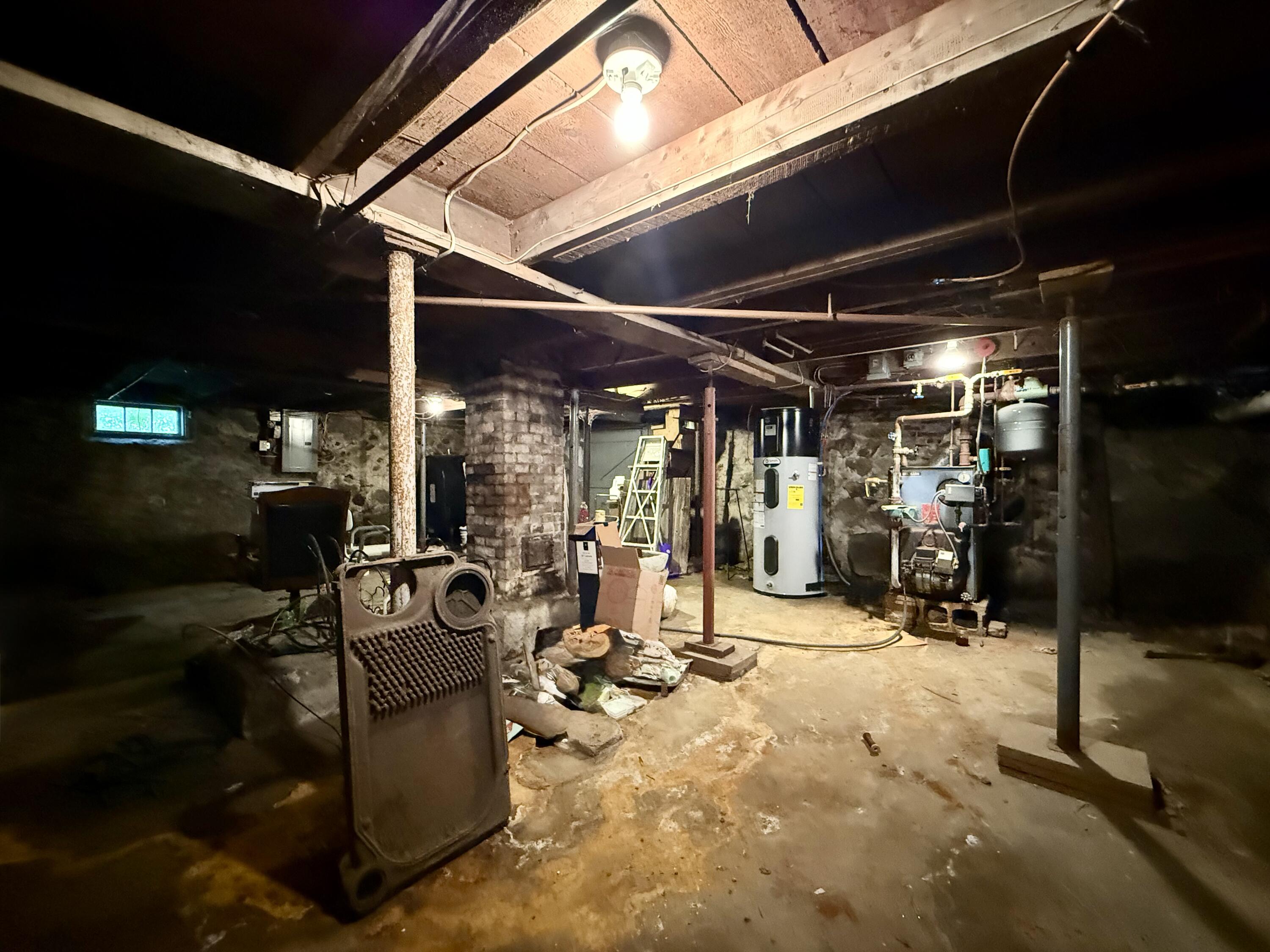 89 Washington Street Property Photo 42
