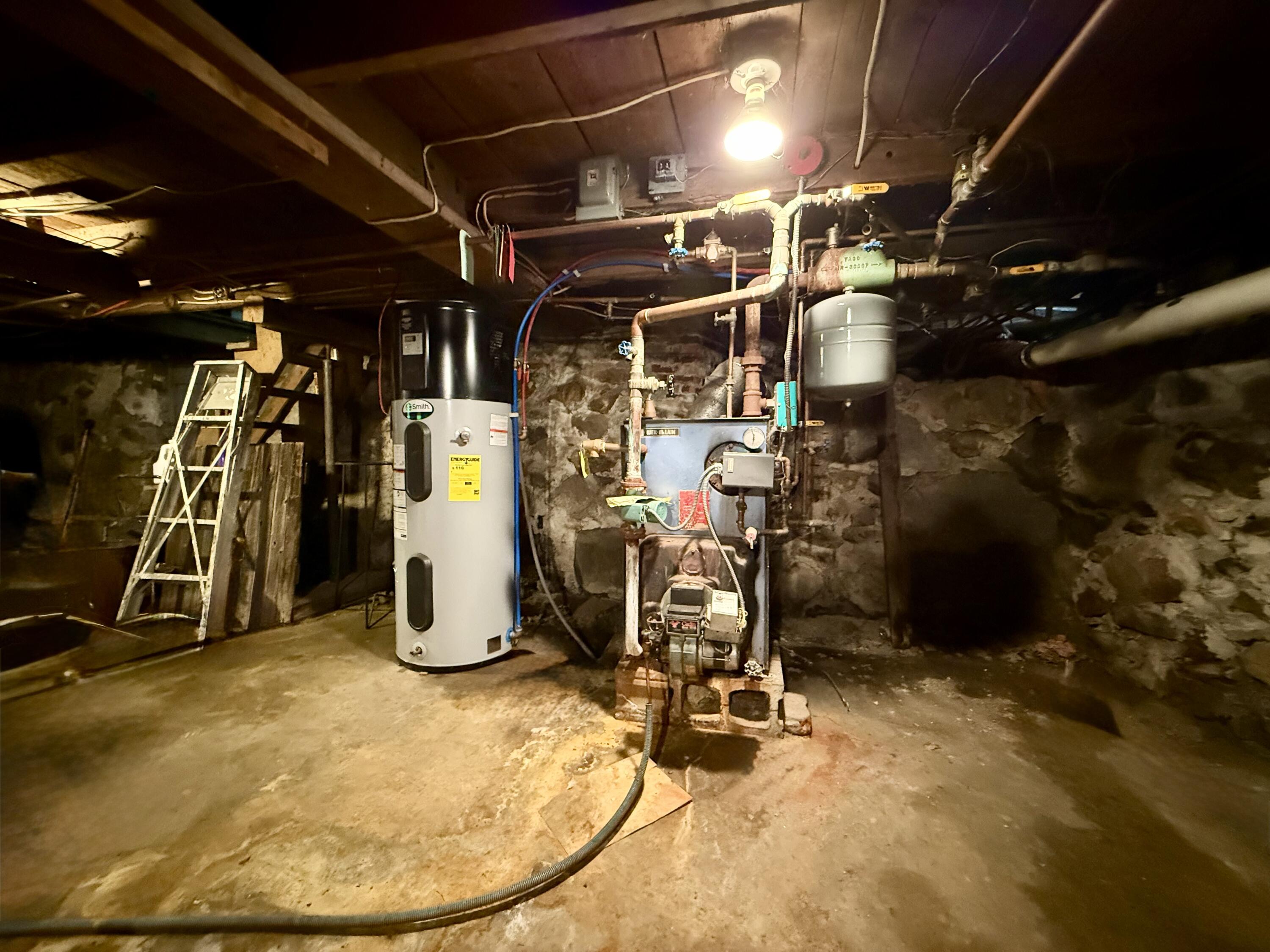 89 Washington Street Property Photo 43