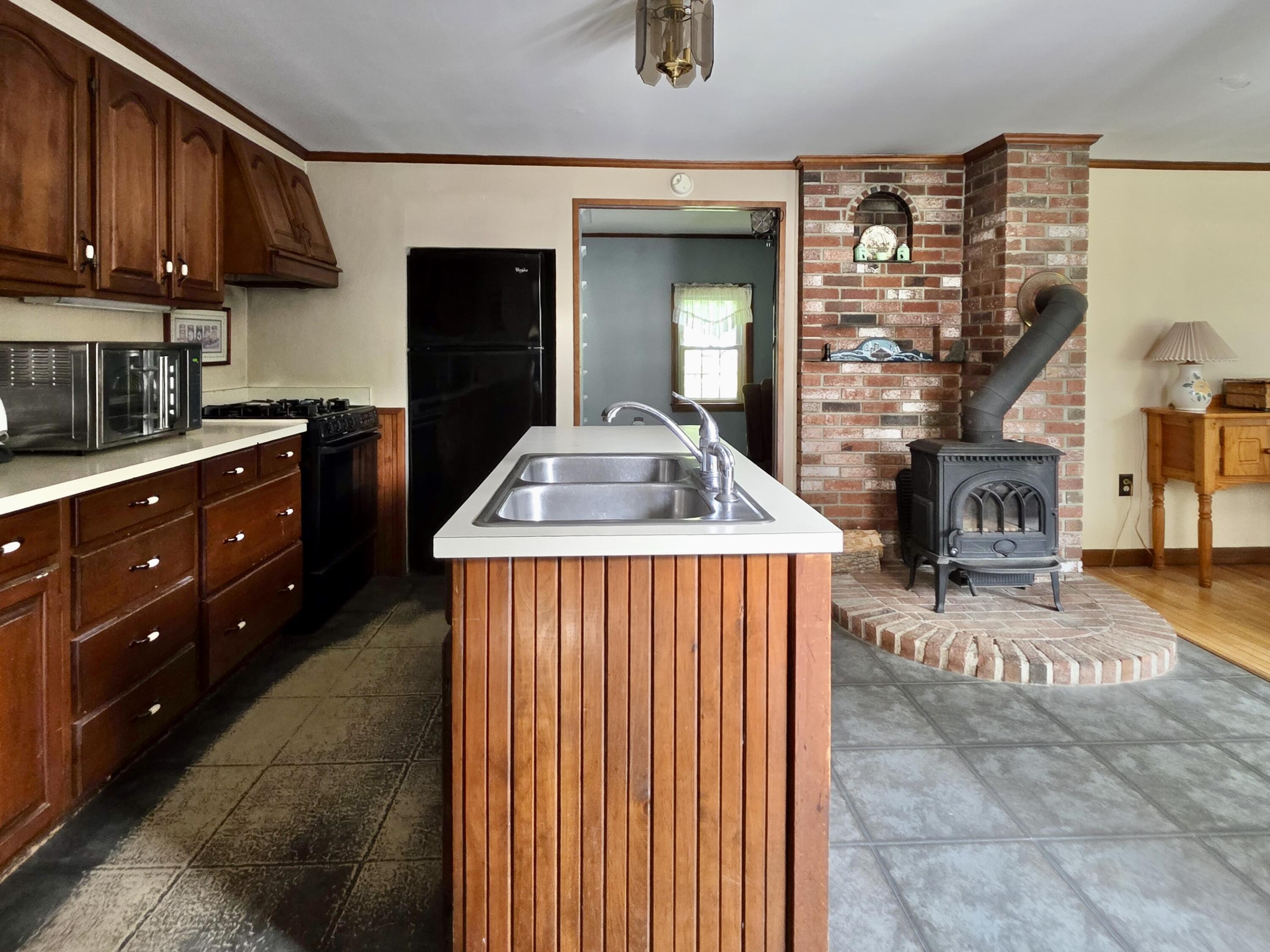 115 Campbell Pond Road Property Photo 10