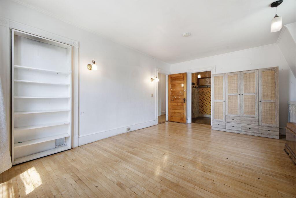 1 Curtis Street Property Photo 18
