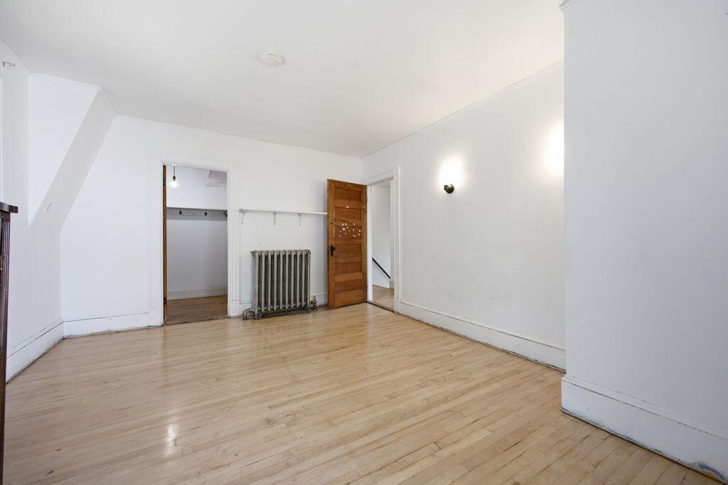 1 Curtis Street Property Photo 22