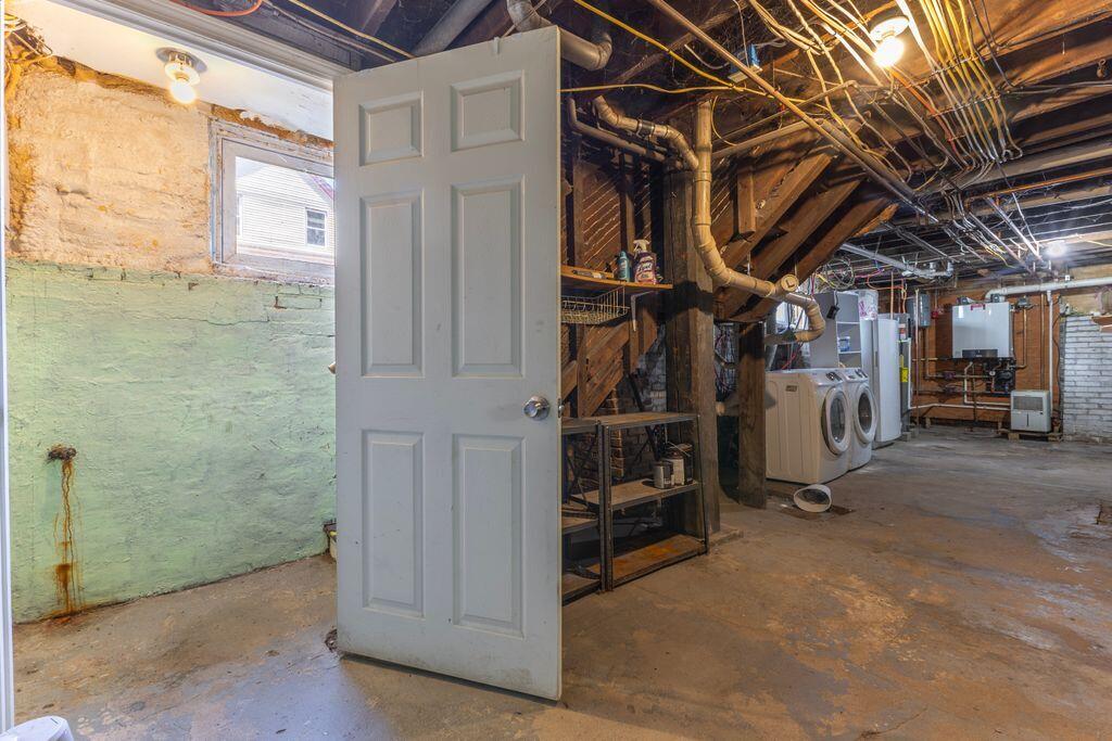 1 Curtis Street Property Photo 35