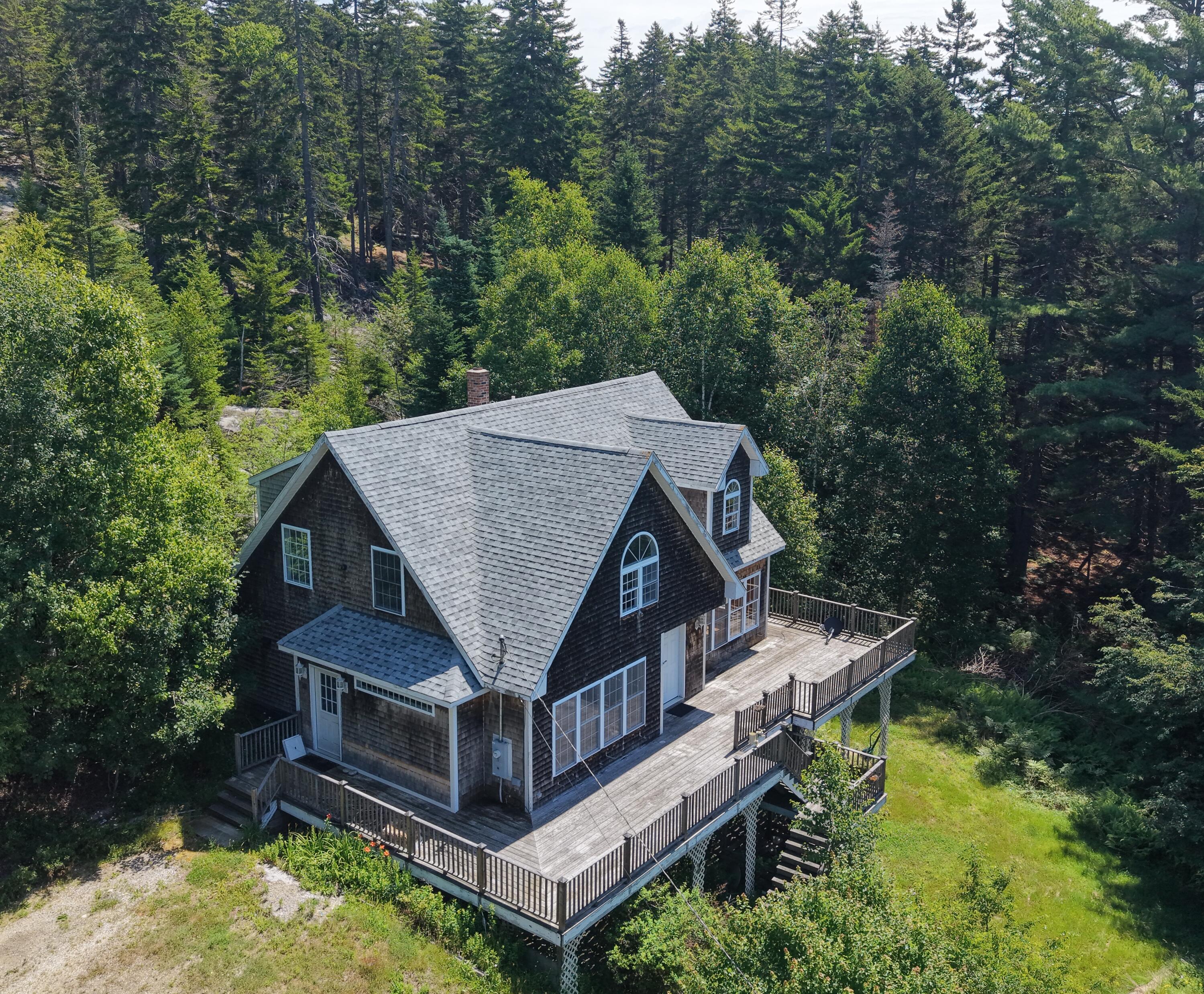439 Calderwood Neck Road Property Photo 4